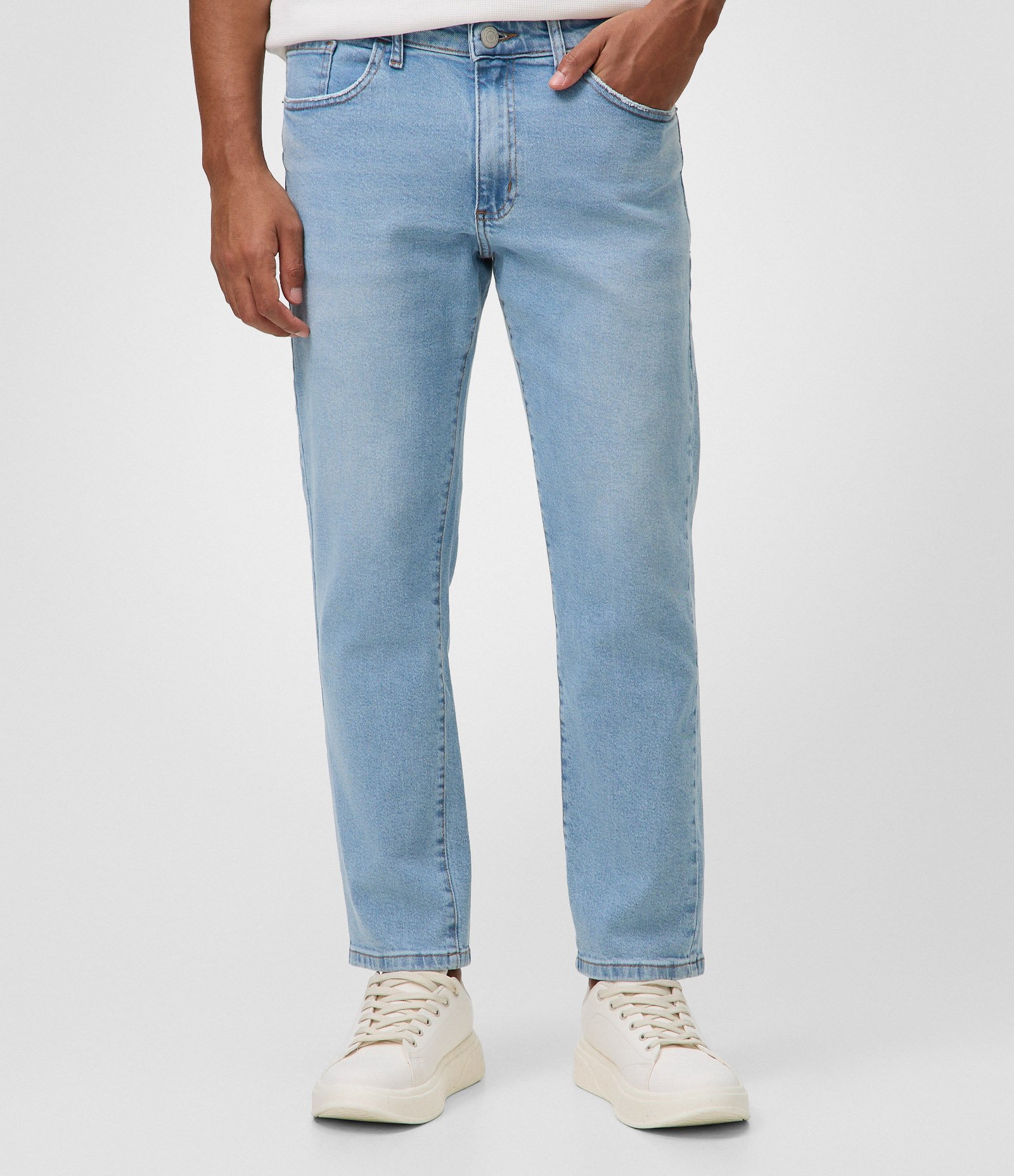 Calça Jeans Slim Cropped com Desgaste Azul Claro 2