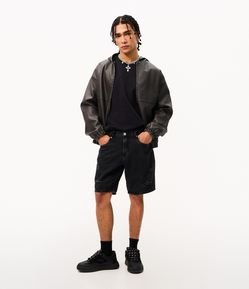 Bermuda Jeans Slim com Puídos