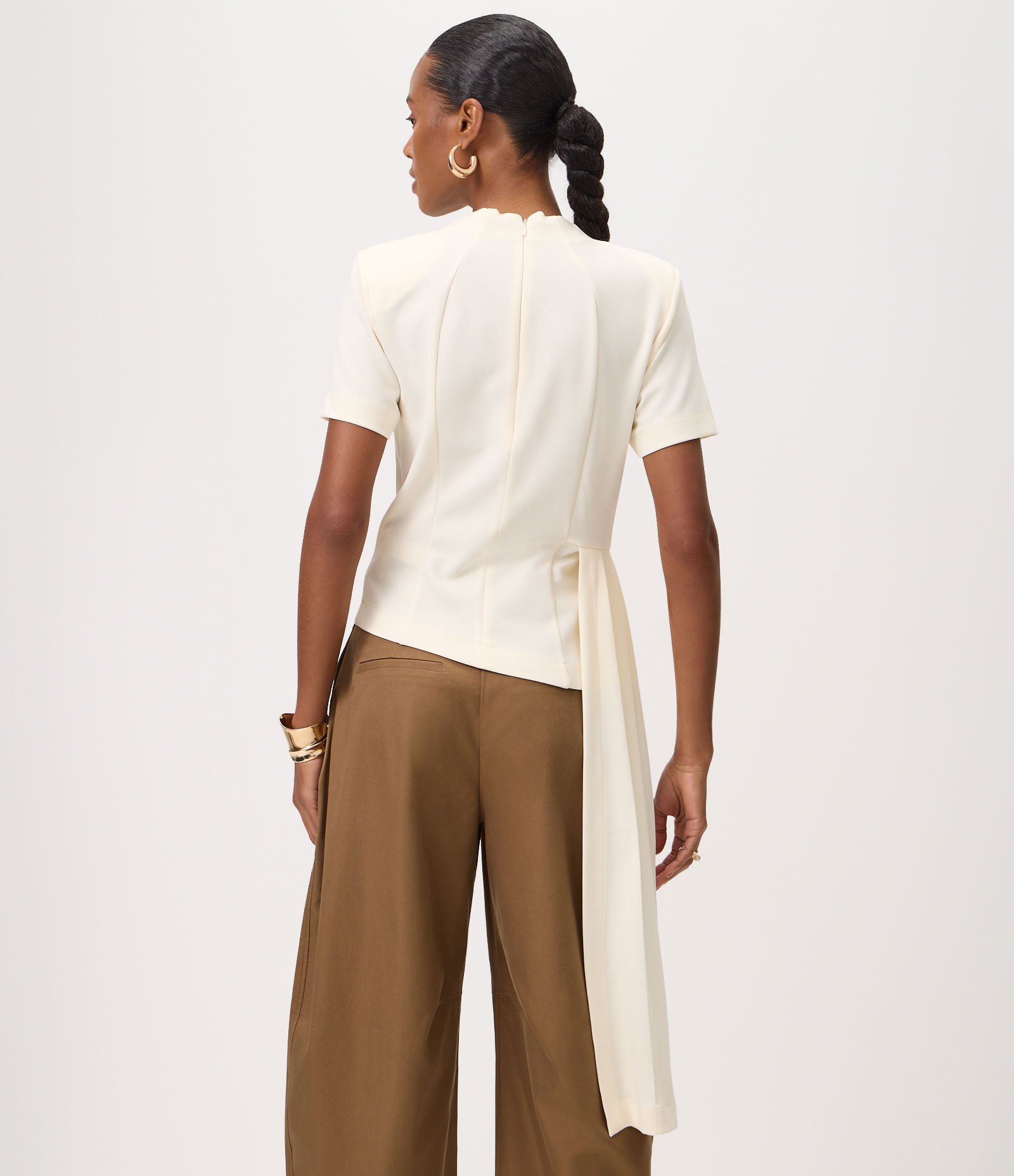 Blusa em Crepe com Painel Assimétrico Branco 4