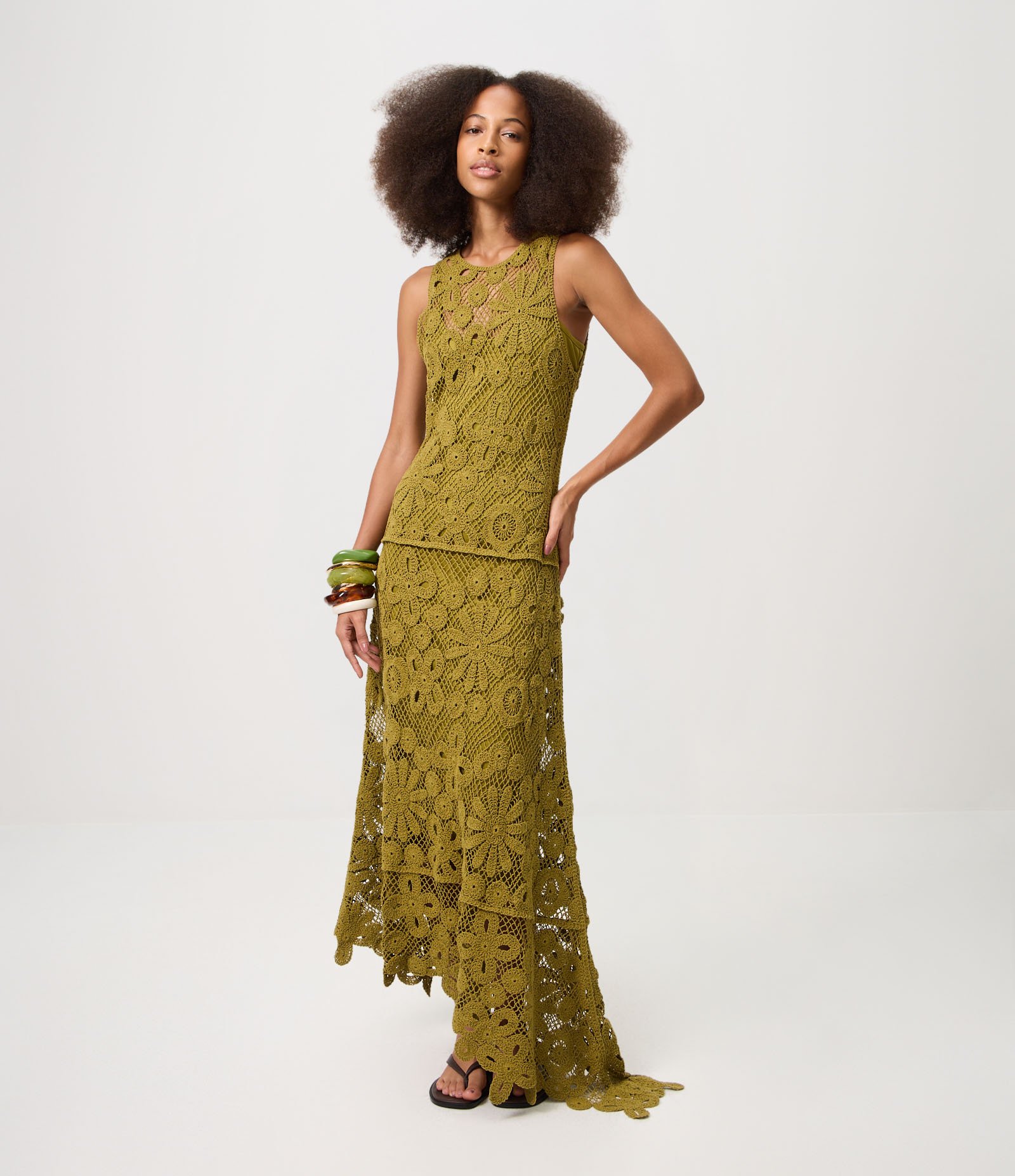 Vestido Longo em Crochê com Barra Assimétrica Verde 2