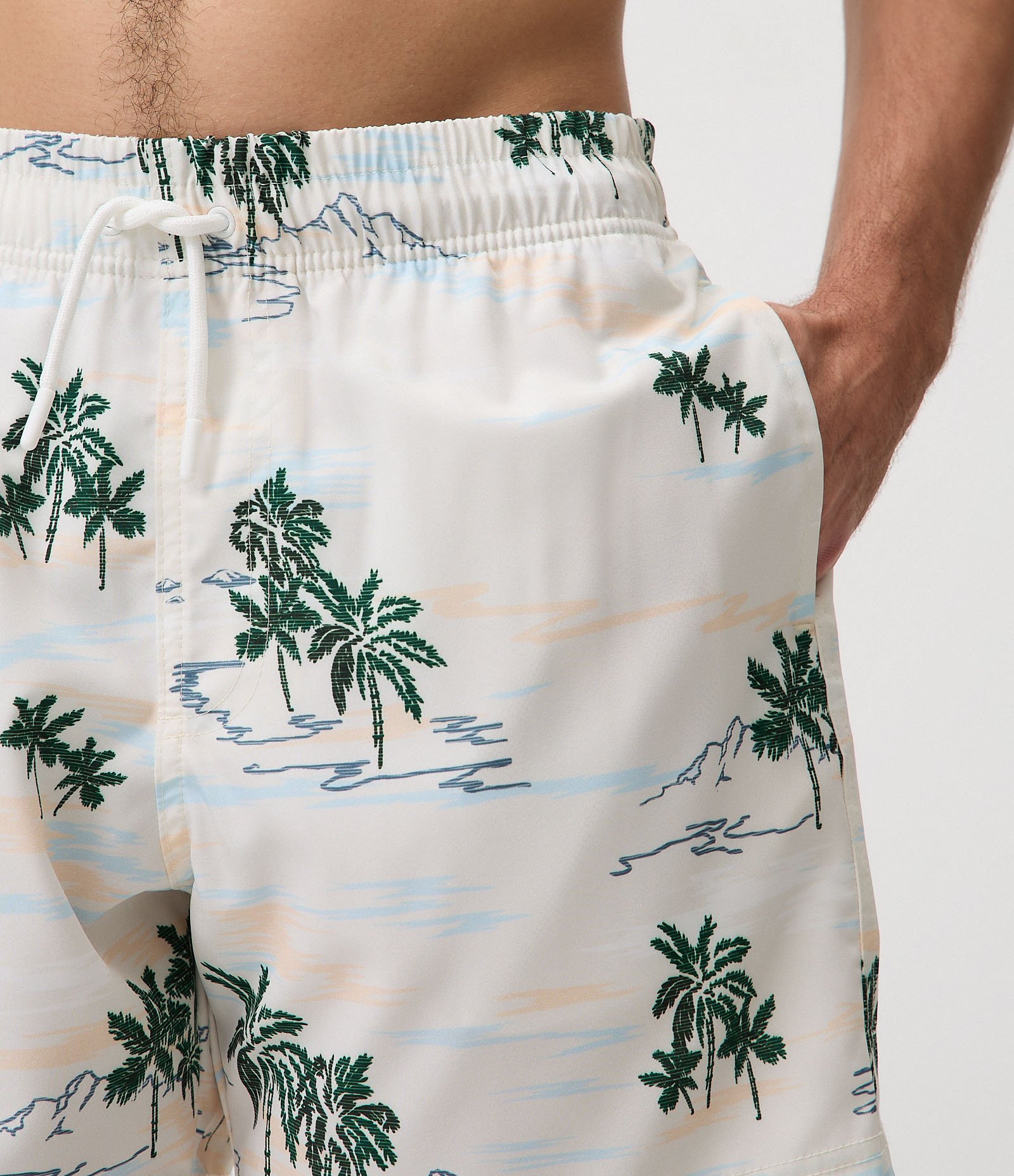 Bermuda com Estampa Ilhas Branco 4