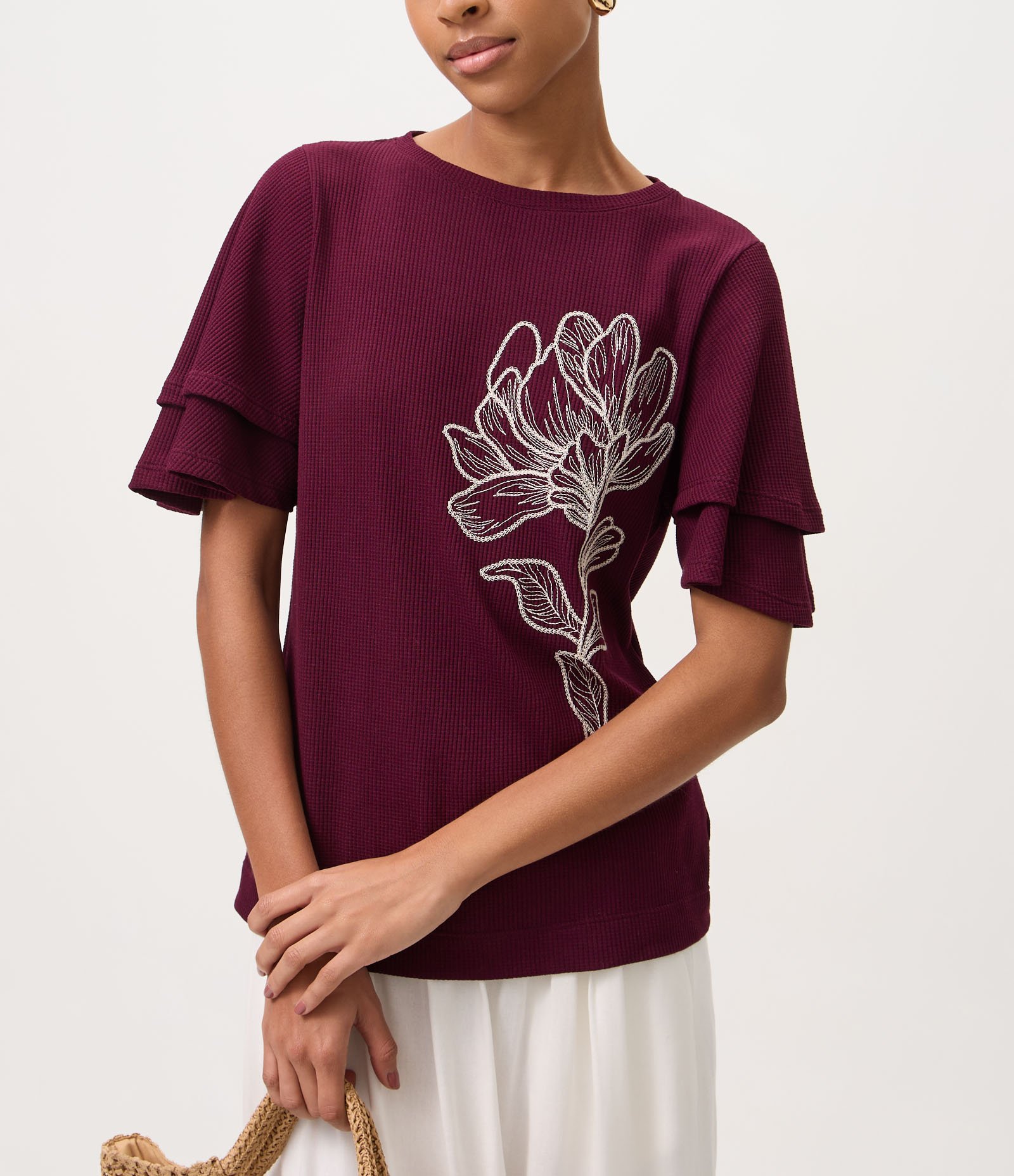 Blusa Manga Curta com Babados e Bordado de Flor Vinho 3