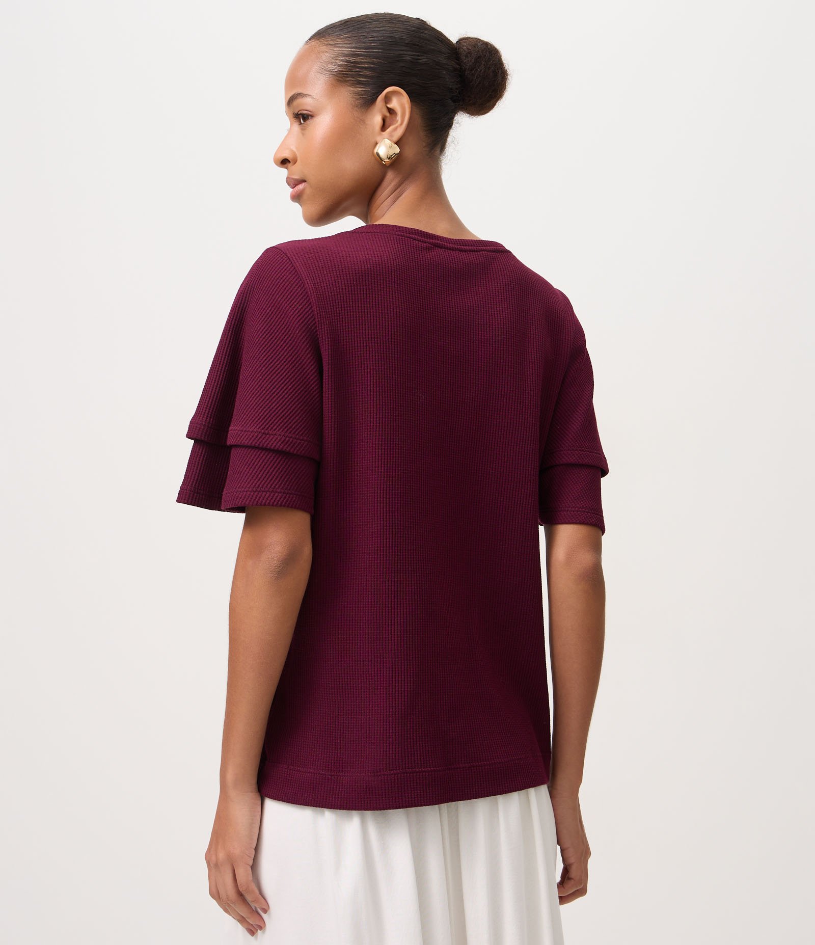 Blusa Manga Curta com Babados e Bordado de Flor Vinho 4