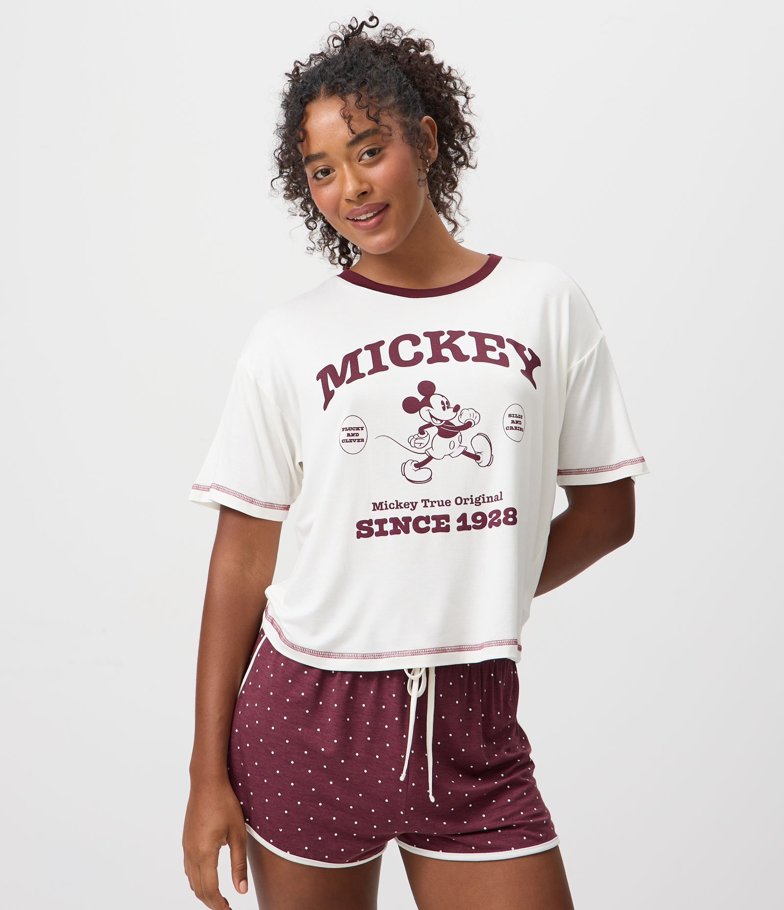 Short de Pijama em Viscolycra com Estampa Poá Vinho 1