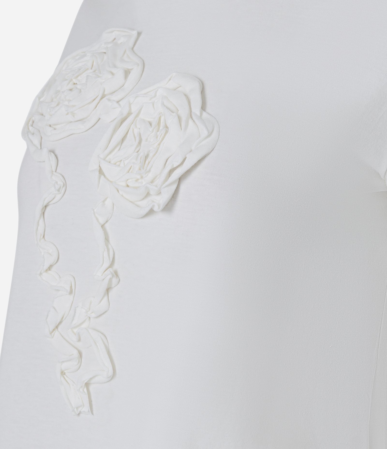 Camiseta em Algodão com Bordado Floral em Relevo Branco 6