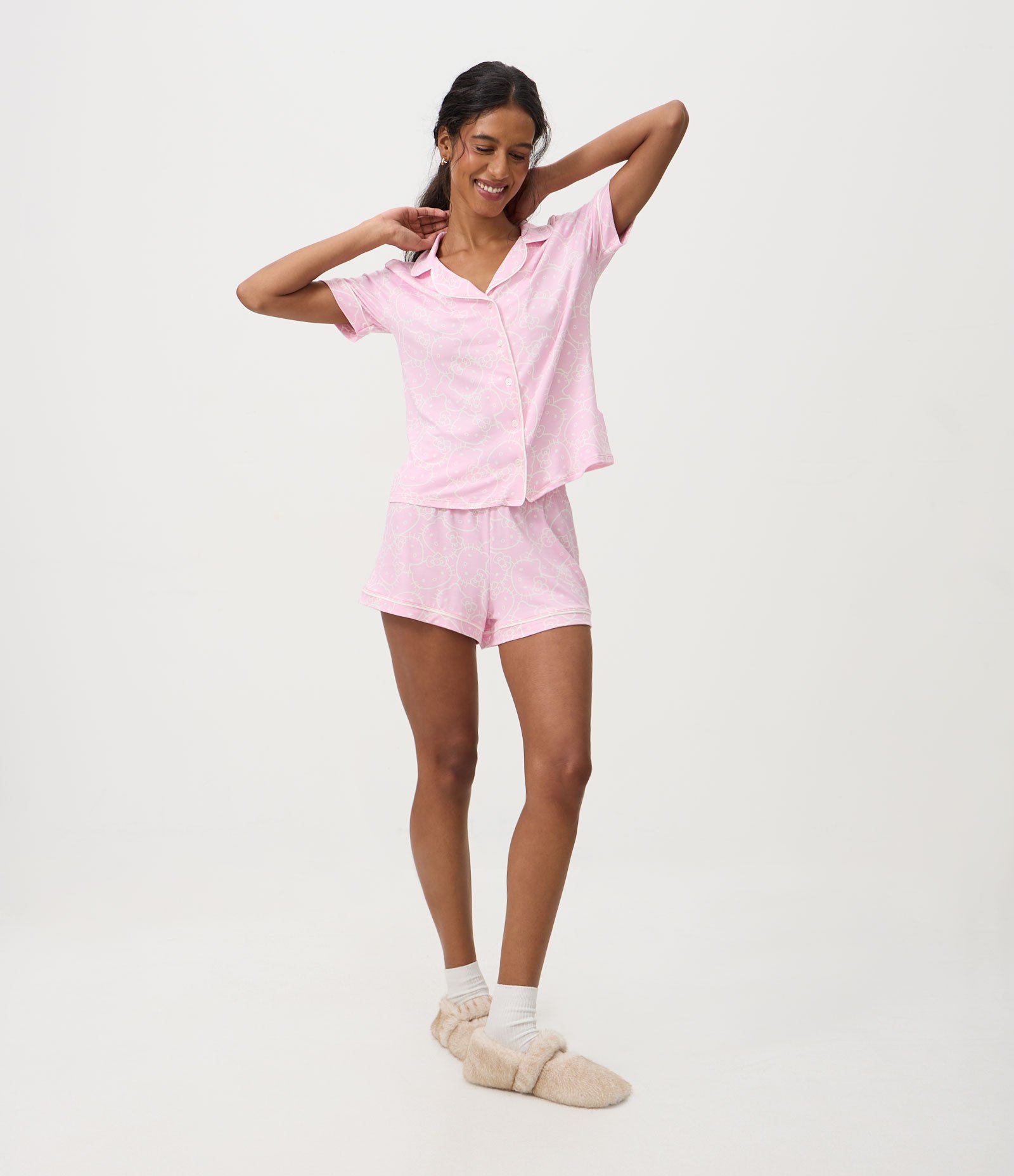 Pijama Curto Americano em Viscolycra com Estampa Hello Kitty Rosa 2