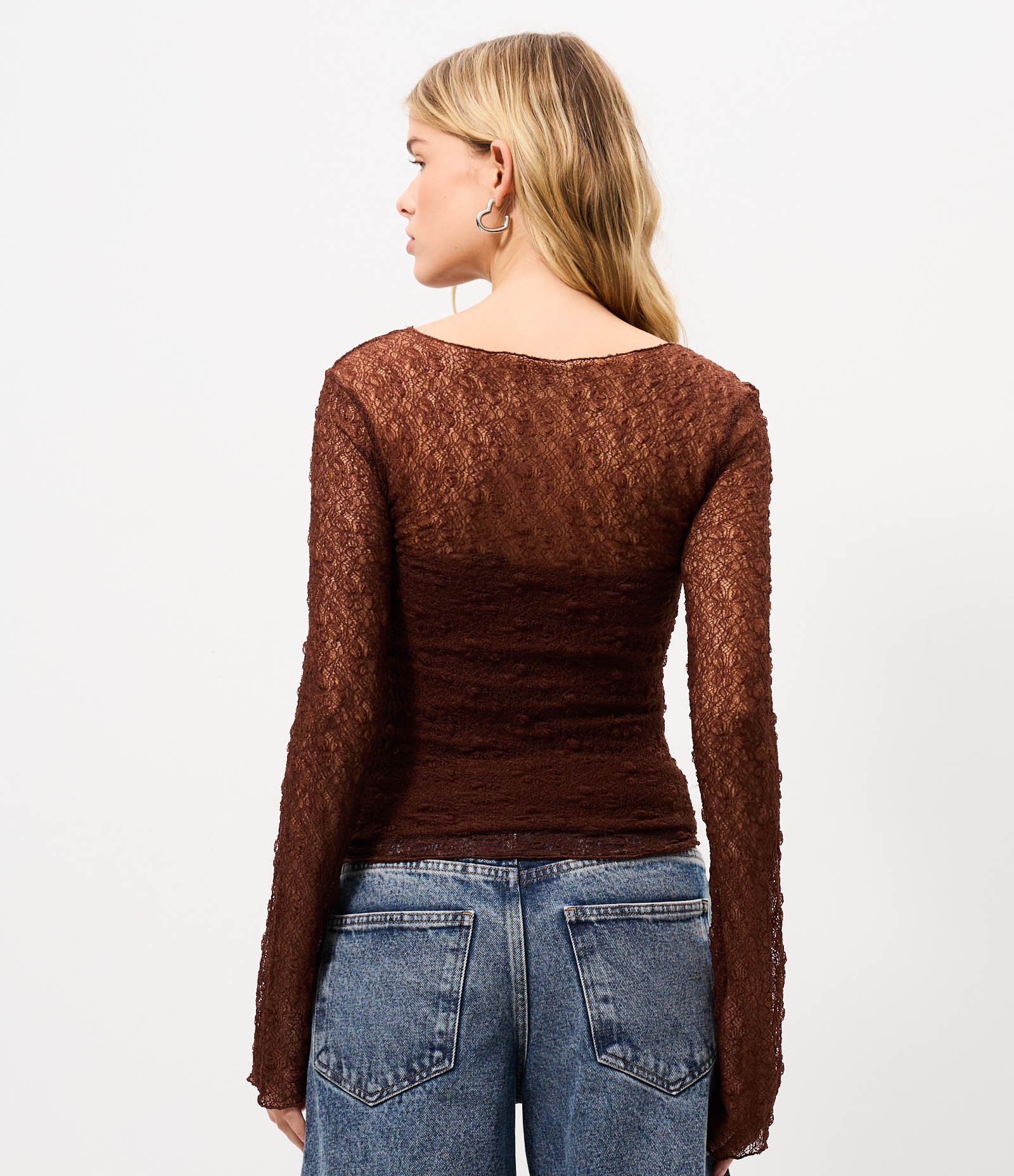 Blusa Manga Longa Texturizada com Manga Evasê e Transparência Marrom 4