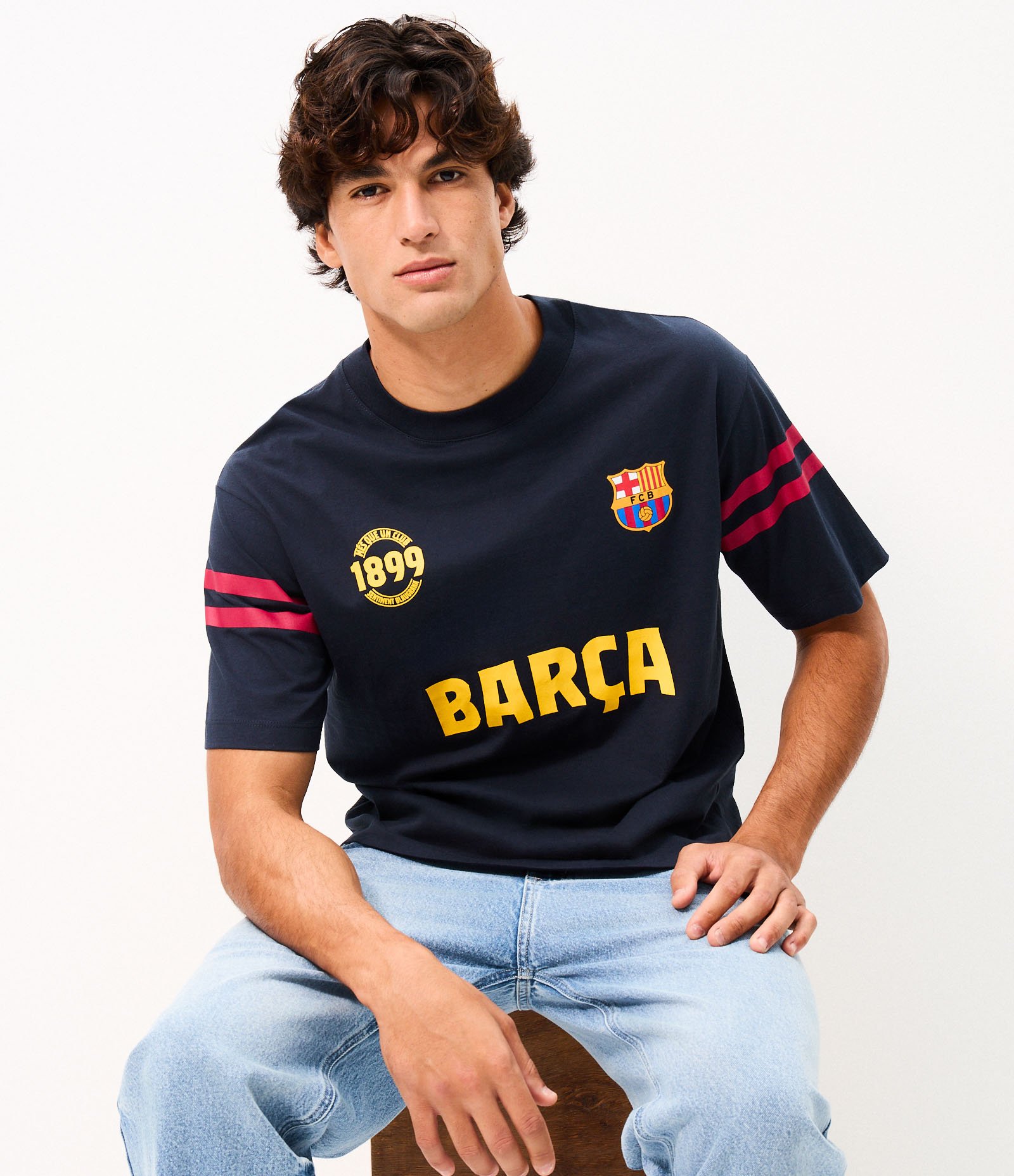 Camiseta Boxy em Algodão com Estampa Barça 1899 Azul 1