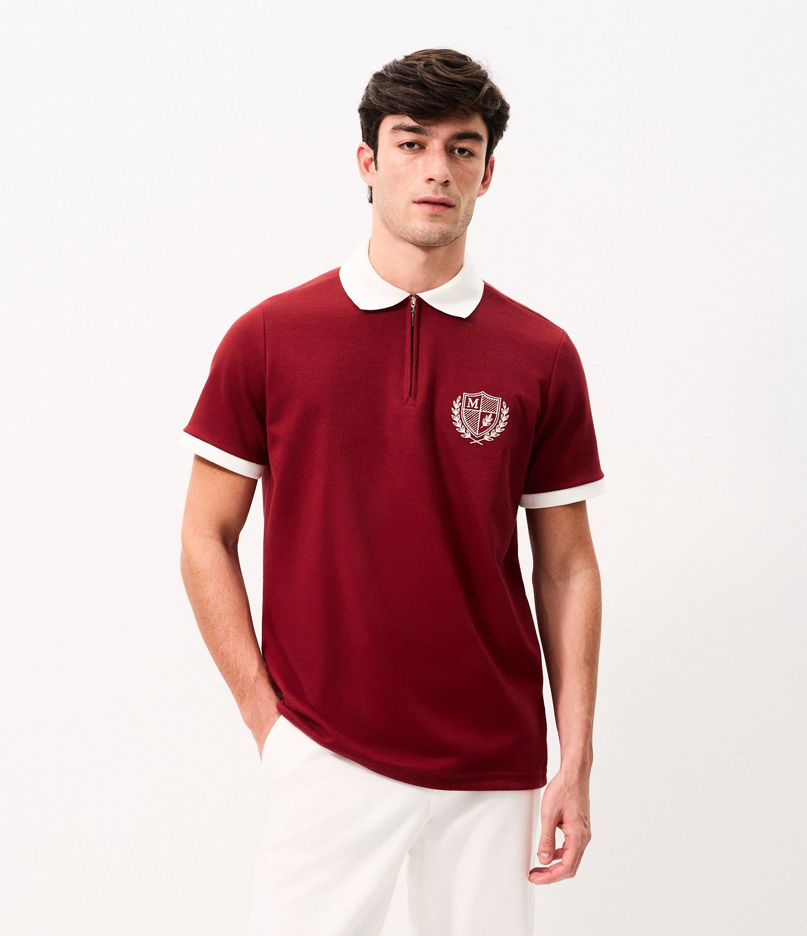 Polo Manga Curta Algodão Brasão Texturizado Vermelho 1