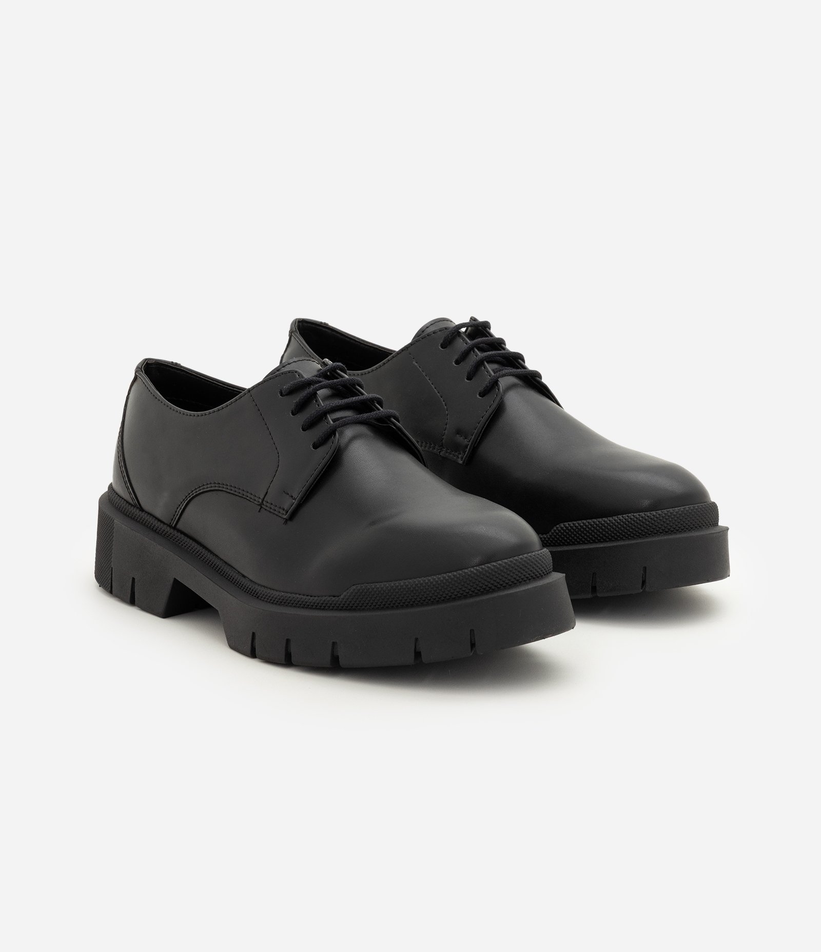 Sapato Derby Tratorado em PU Preto 3