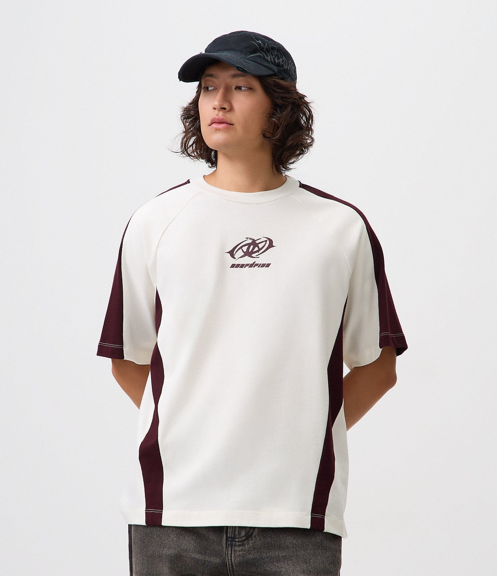Camiseta Boxy em Algodão Overdrive com Recortes Branco 1