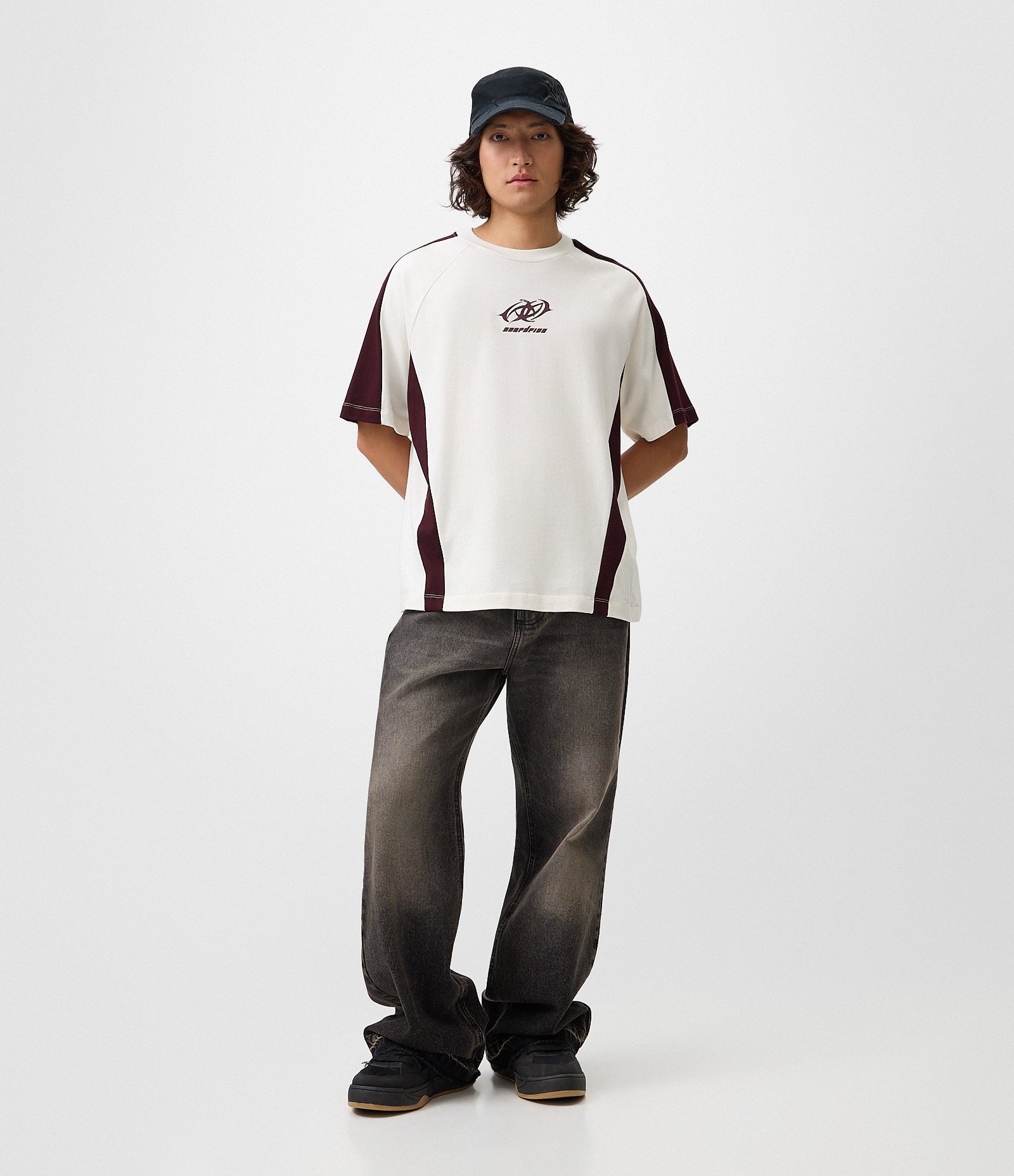 Camiseta Boxy em Algodão Overdrive com Recortes Branco 2