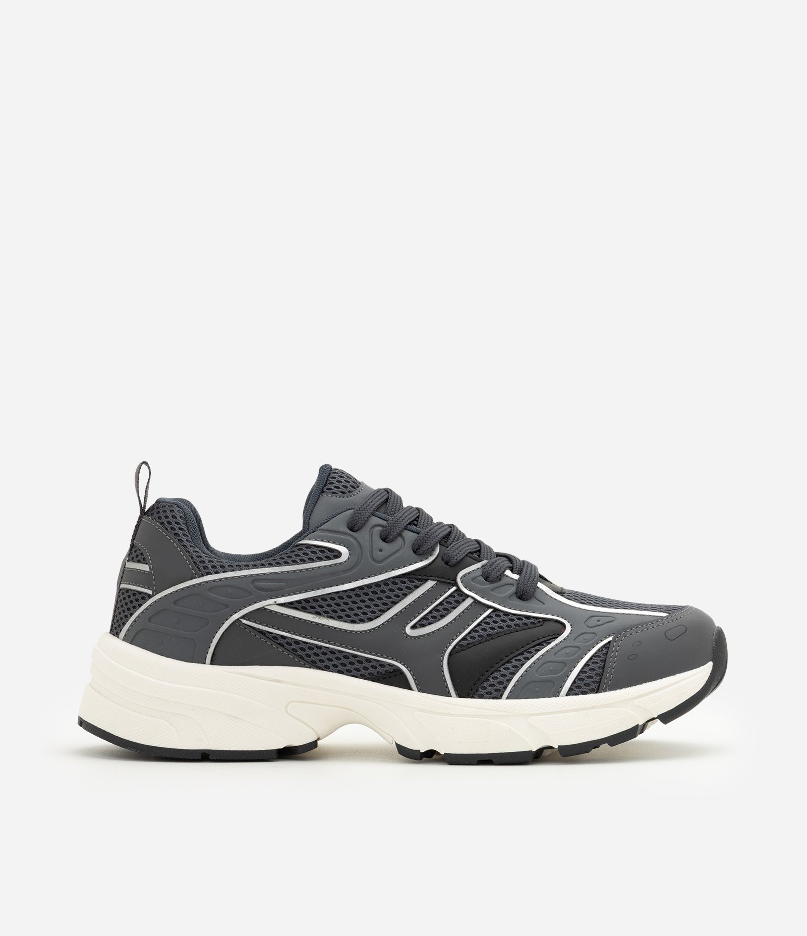 Tênis Dad Sneaker Mix de Materiais Contrastantes Cinza 1