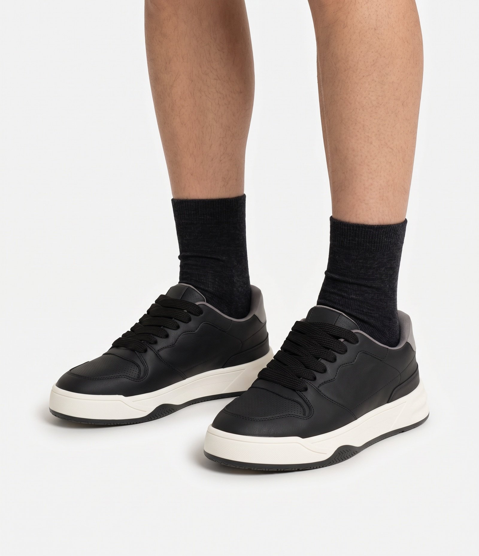 Tênis Skate em PU com Solado Robusto Preto 1