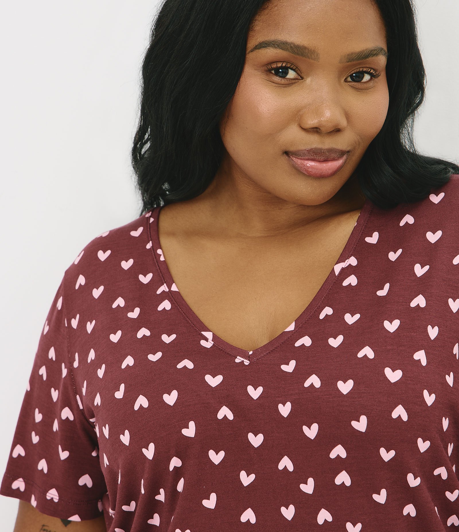 Pijama em Viscolycra com Estampa de Corações Curve & Plus Size Vermelho 2