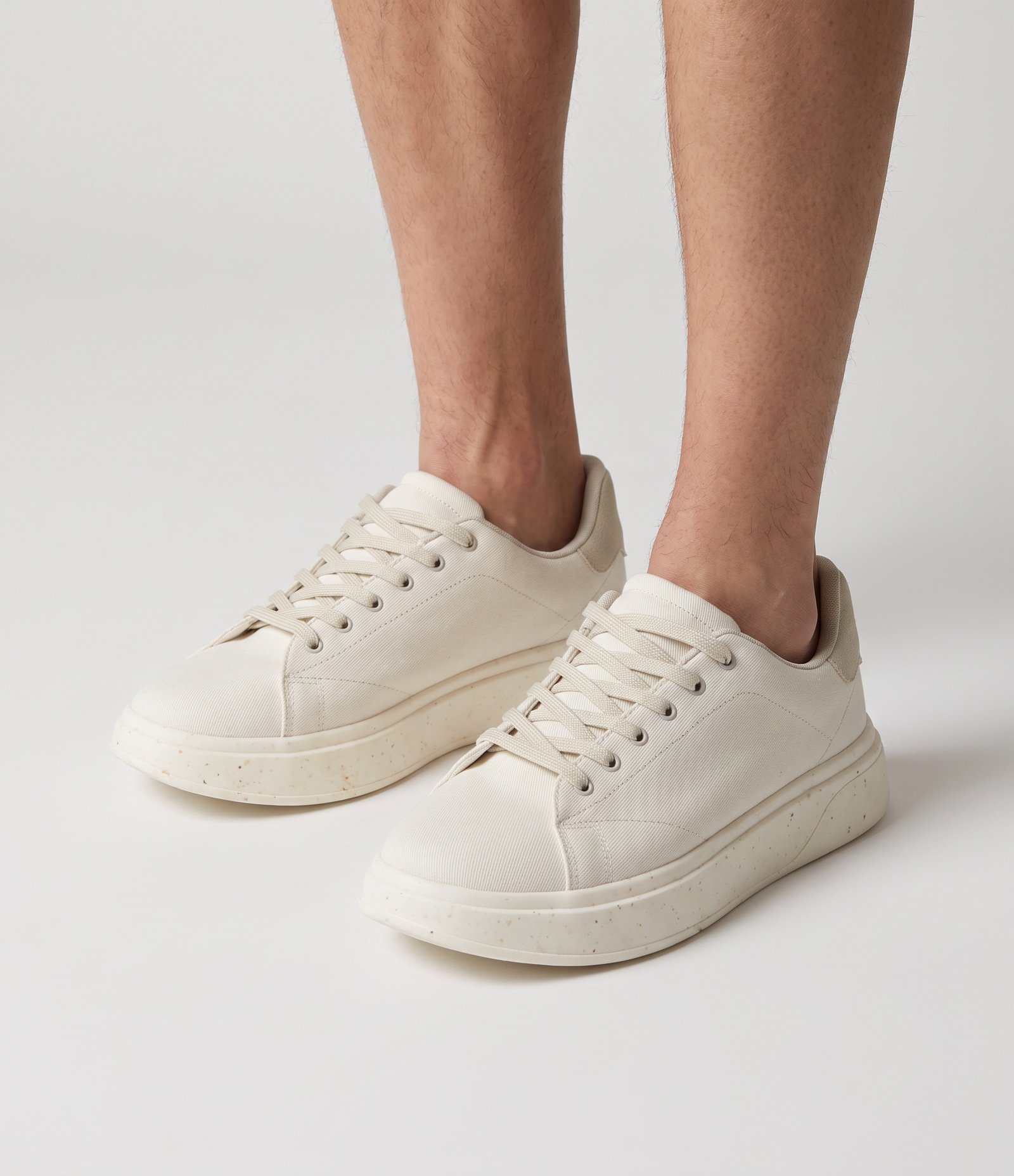 Tênis Casual em PU com Cadarço Branco 2