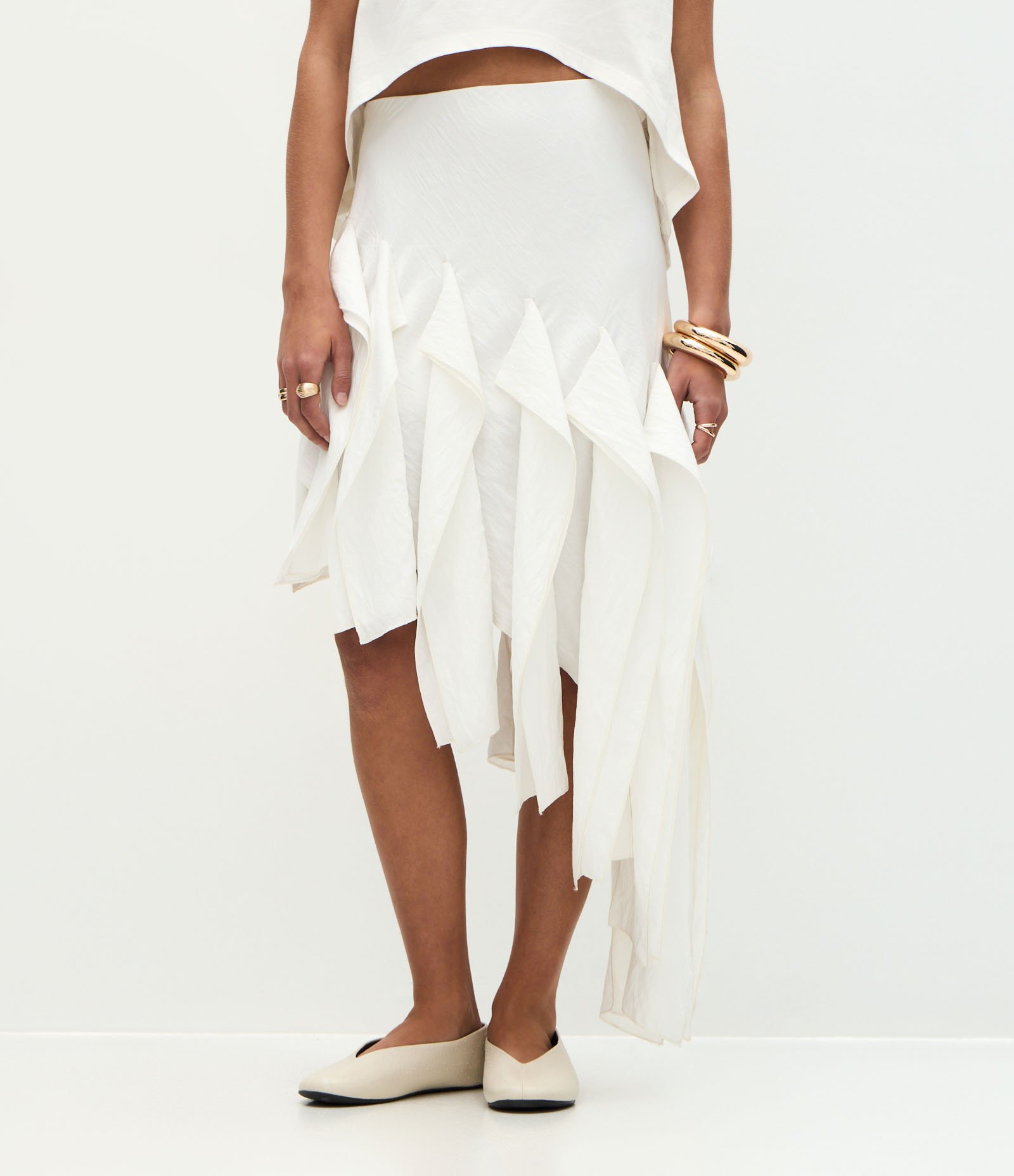 Saia Assimétrica em Viscose com Babados Branco 3