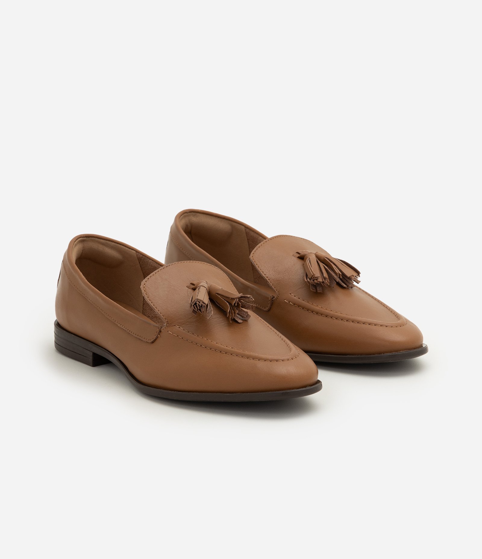 Mocassim em Couro com Detalhe de Franjas Marrom Claro 2