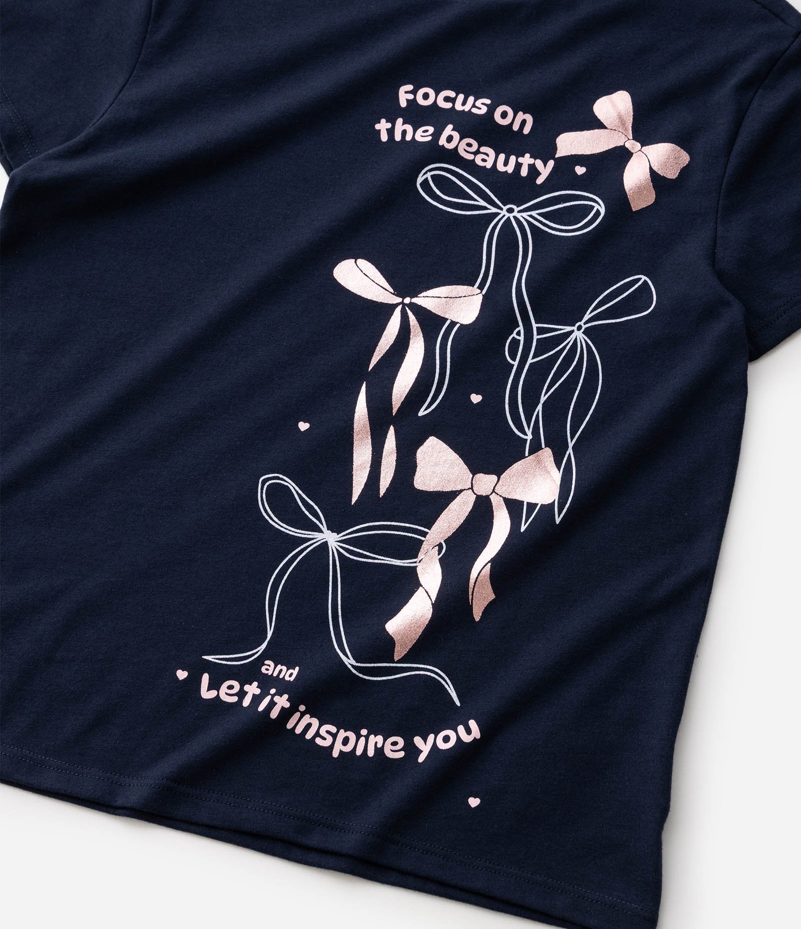 Camiseta Infantil em Algodão Slim com Gola Ribana e Estampa de Laços - Tam 5 a 16 Anos Azul 4