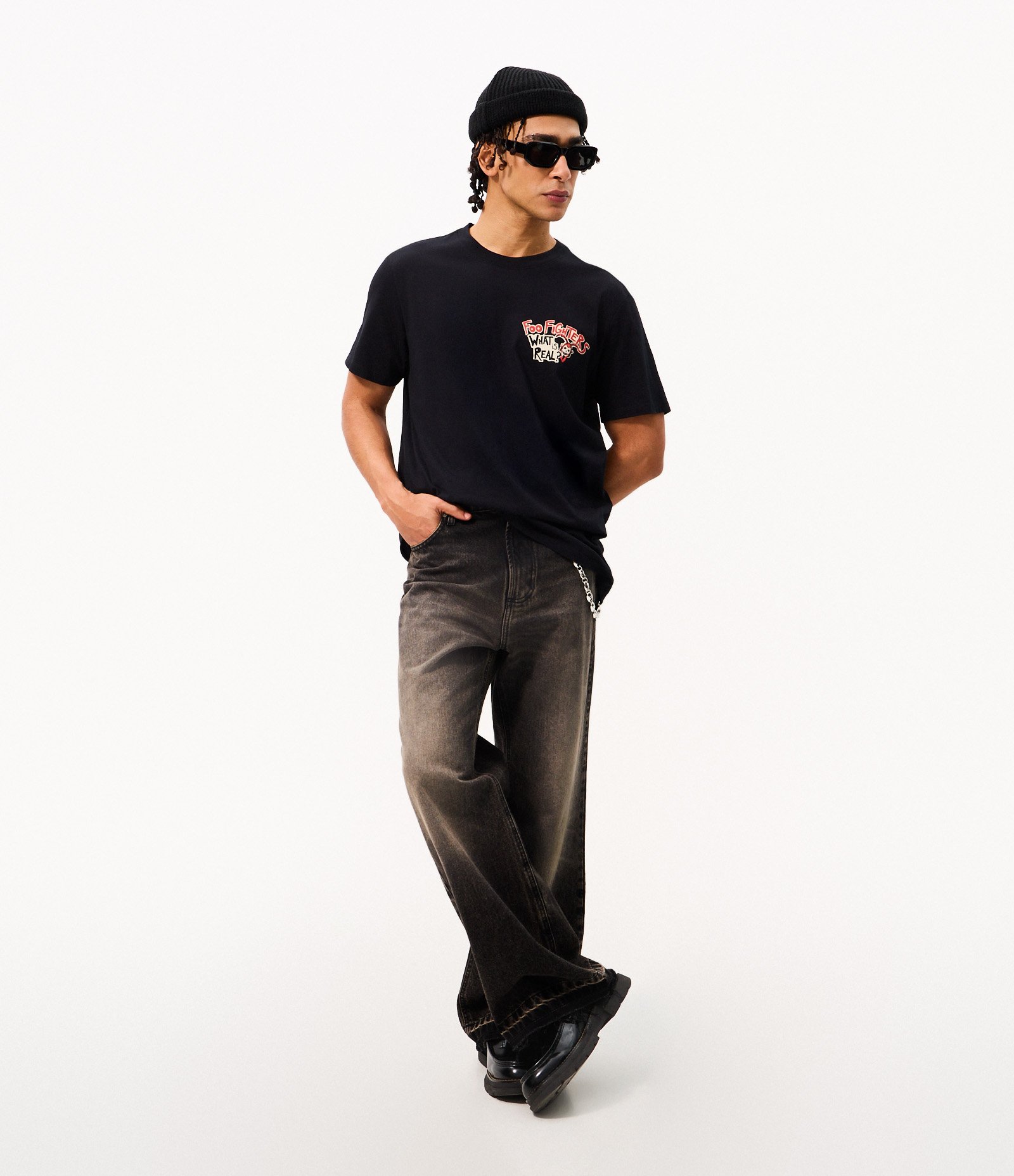 Camiseta Comfort em Algodão com Estampa Foo Fighters Preto 2