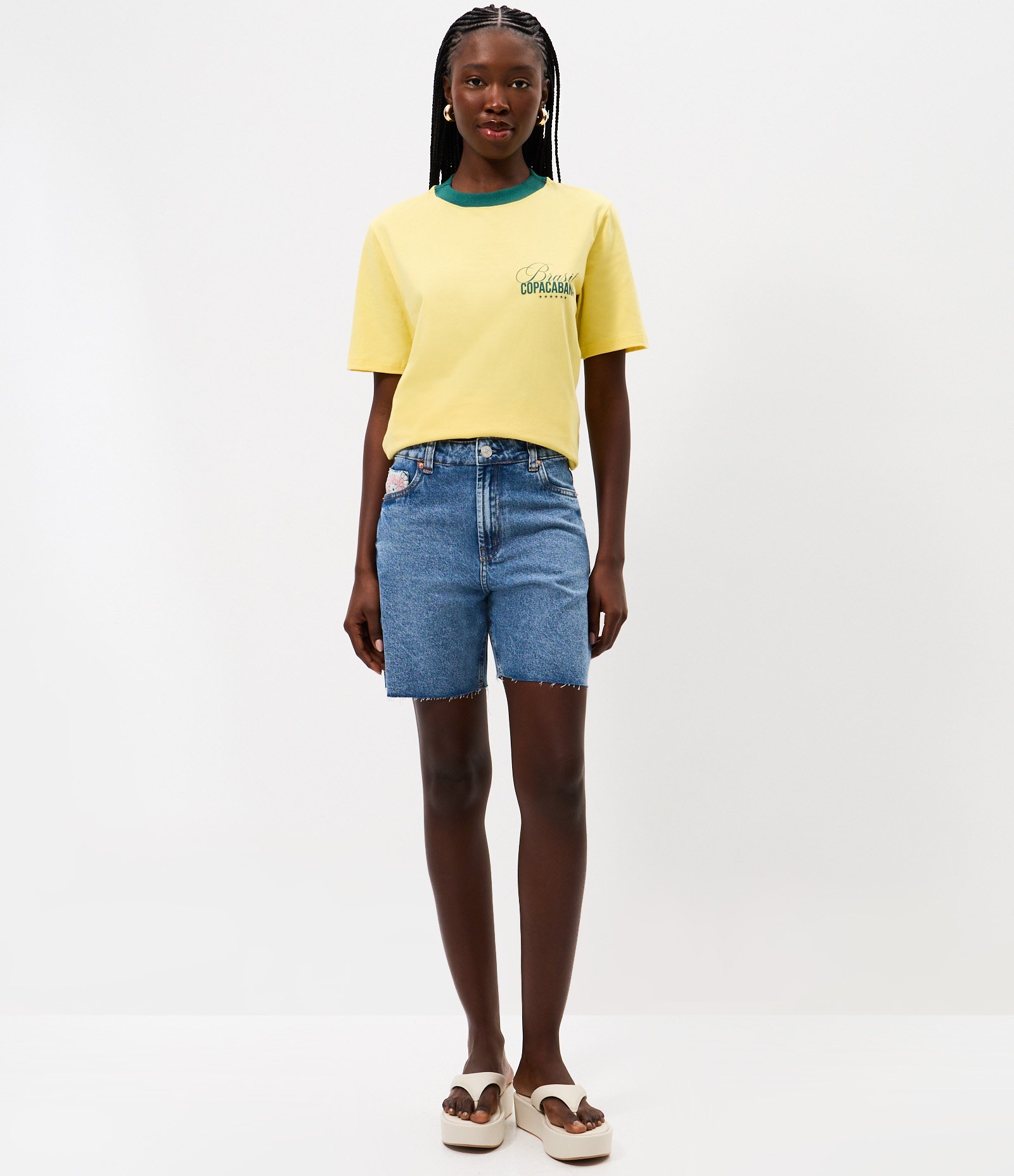 Camiseta Estampa Brasil Copacabana Frente e Costas Amarelo 2