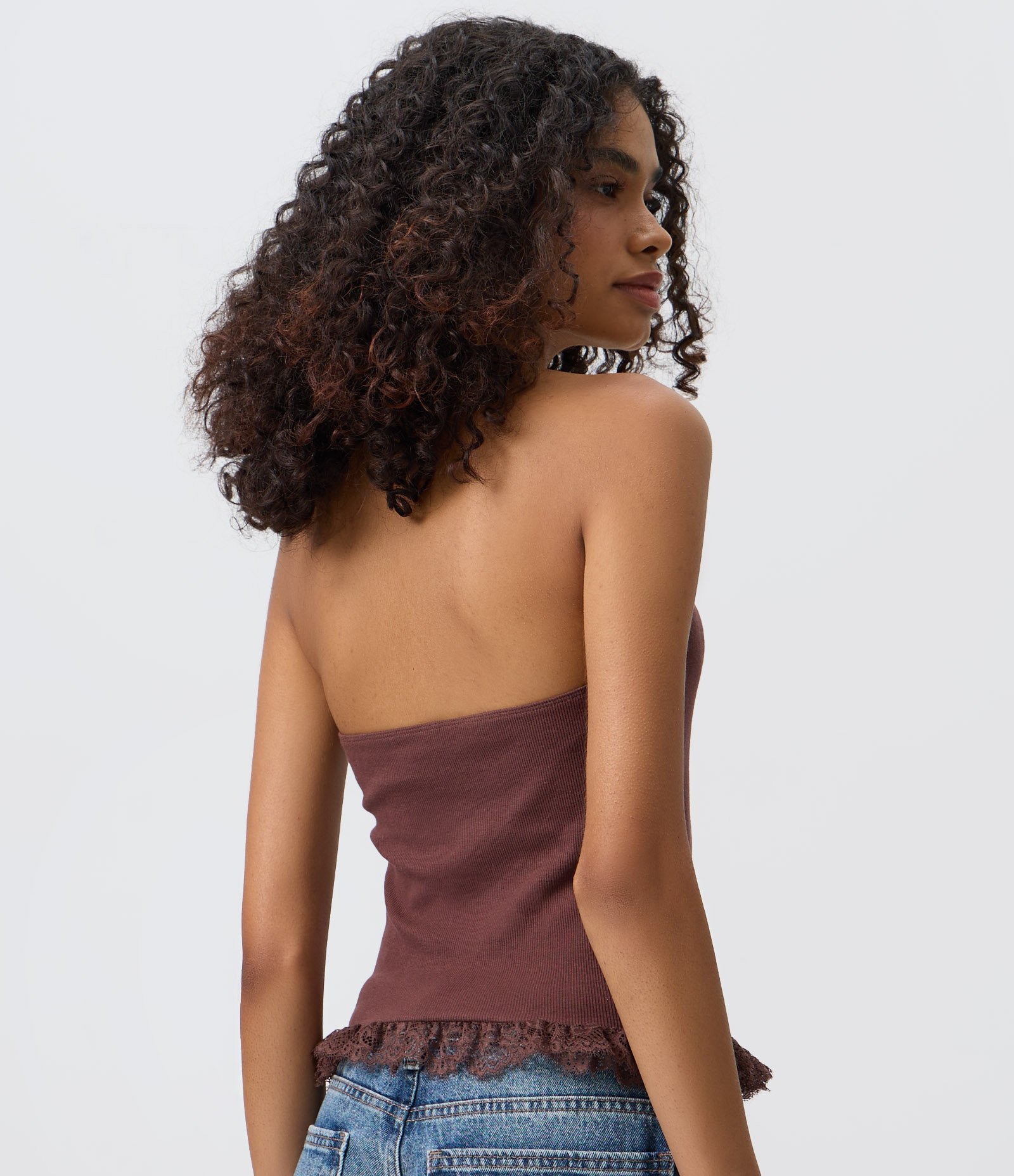 Blusa Frente Única Cropped em Ribana com Barra Rendada Dupla Marrom 4