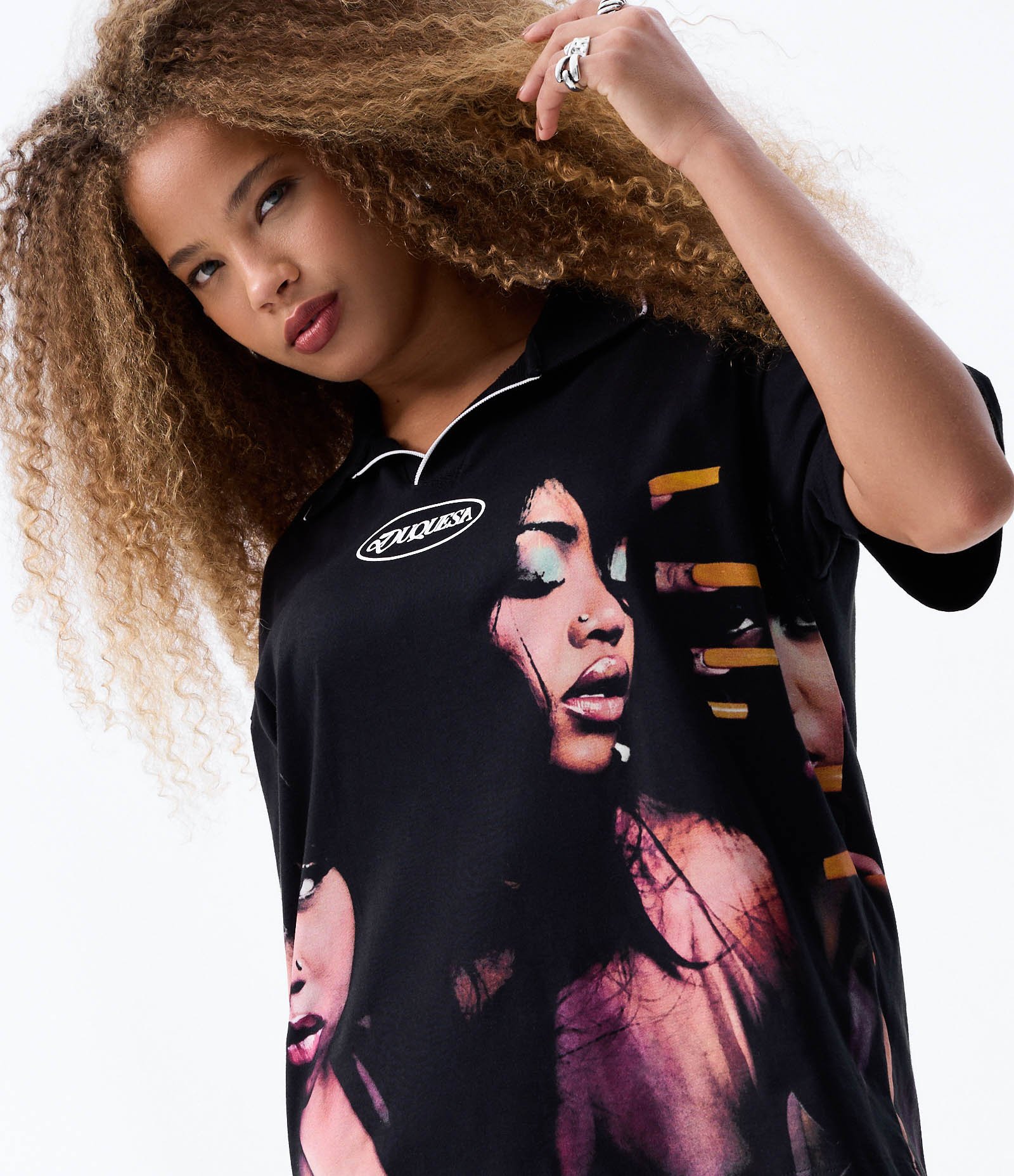 Camiseta Polo em Algodão com Estampa Duquesa e Lettering 01 nas Costas Preto 3