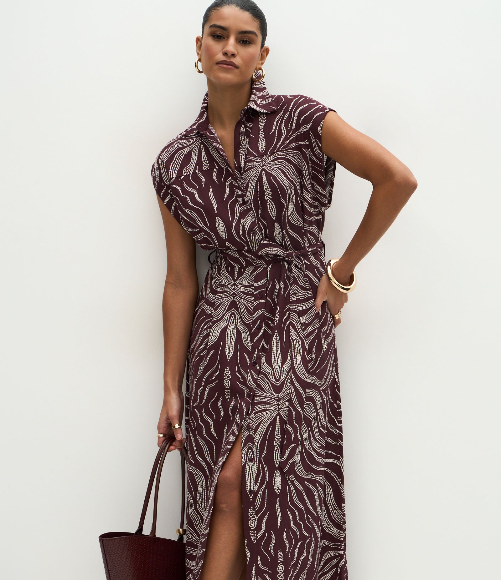 Vestido Chemise Midi em Viscolinho com Estampa Orgânica Marrom 1