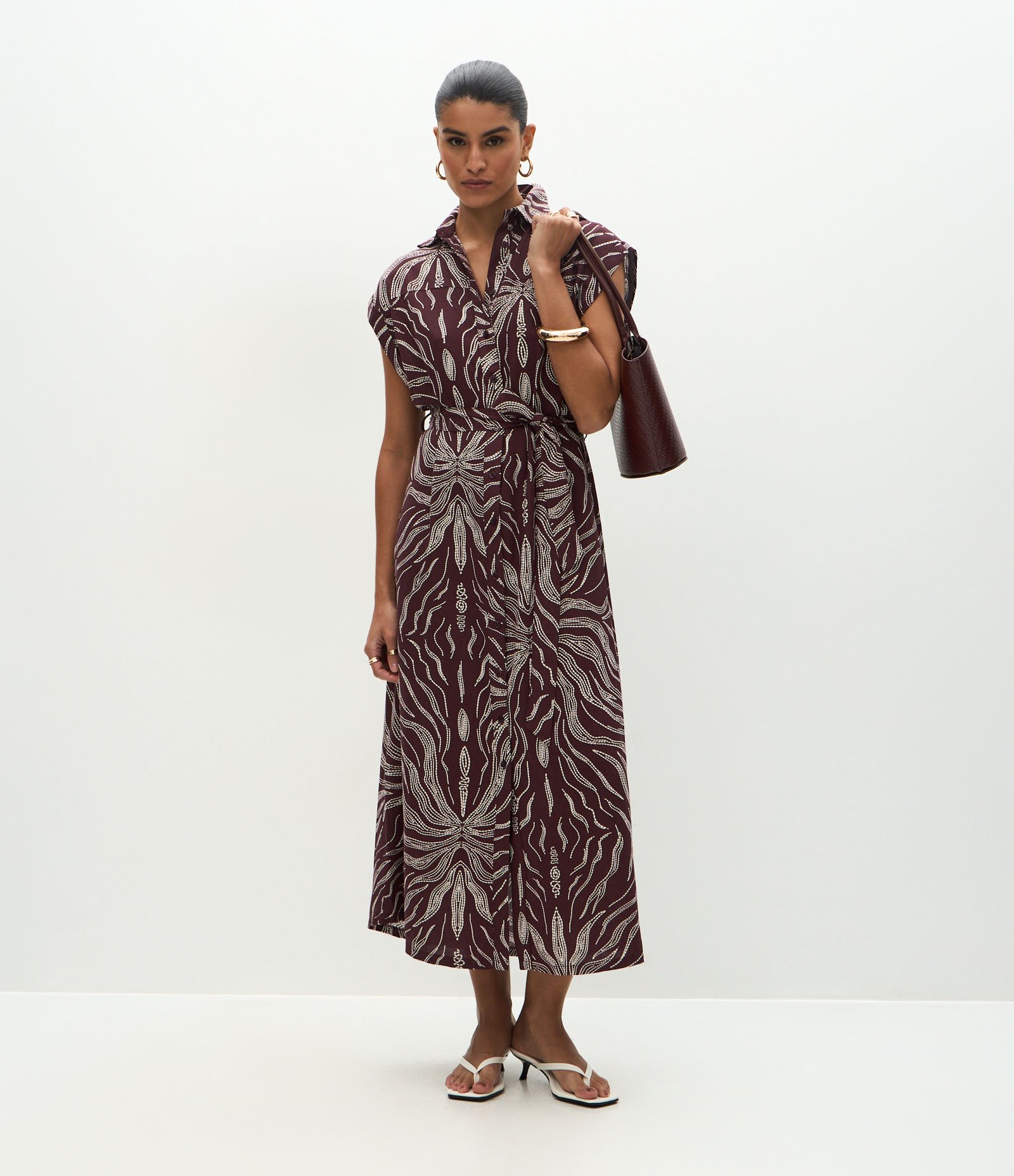 Vestido Chemise Midi em Viscolinho com Estampa Orgânica Marrom 2