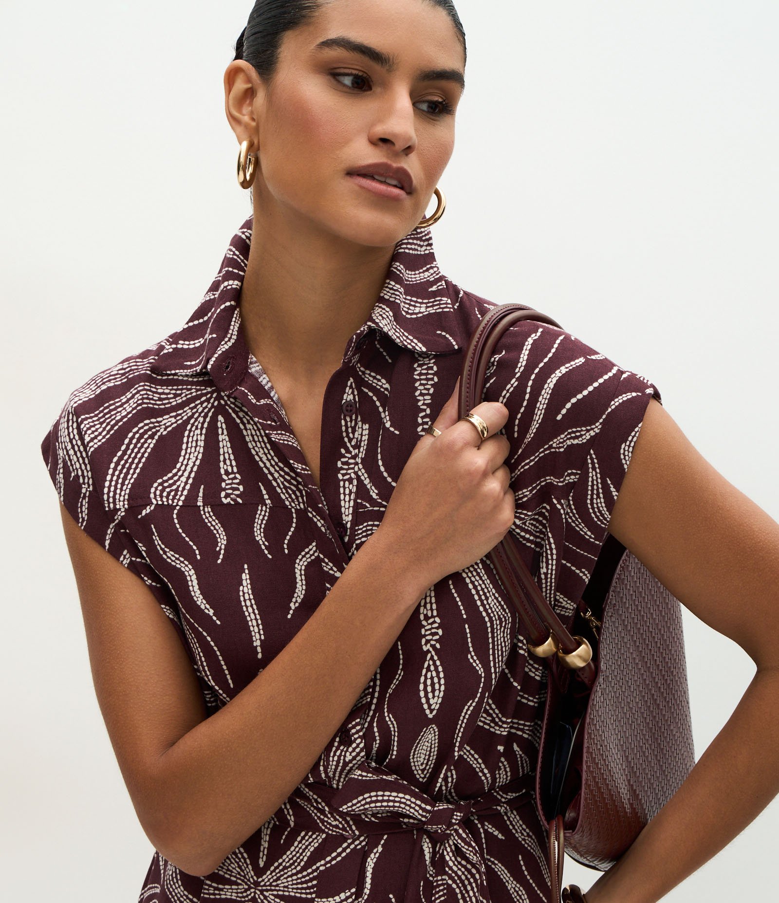 Vestido Chemise Midi em Viscolinho com Estampa Orgânica Marrom 3