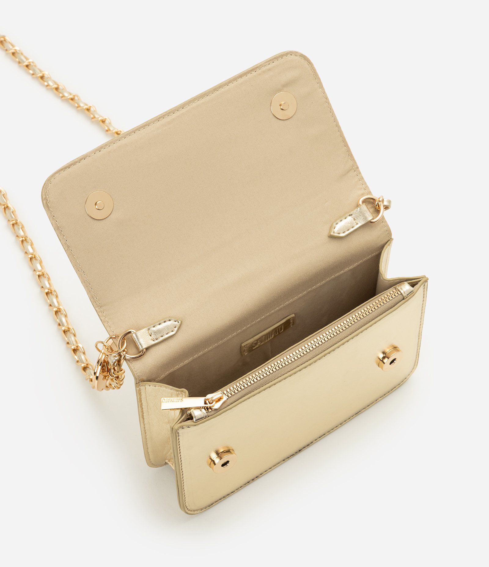 Bolsa Pequena Transversal em PU com Tampa e Alça de Corrente Dourado 5