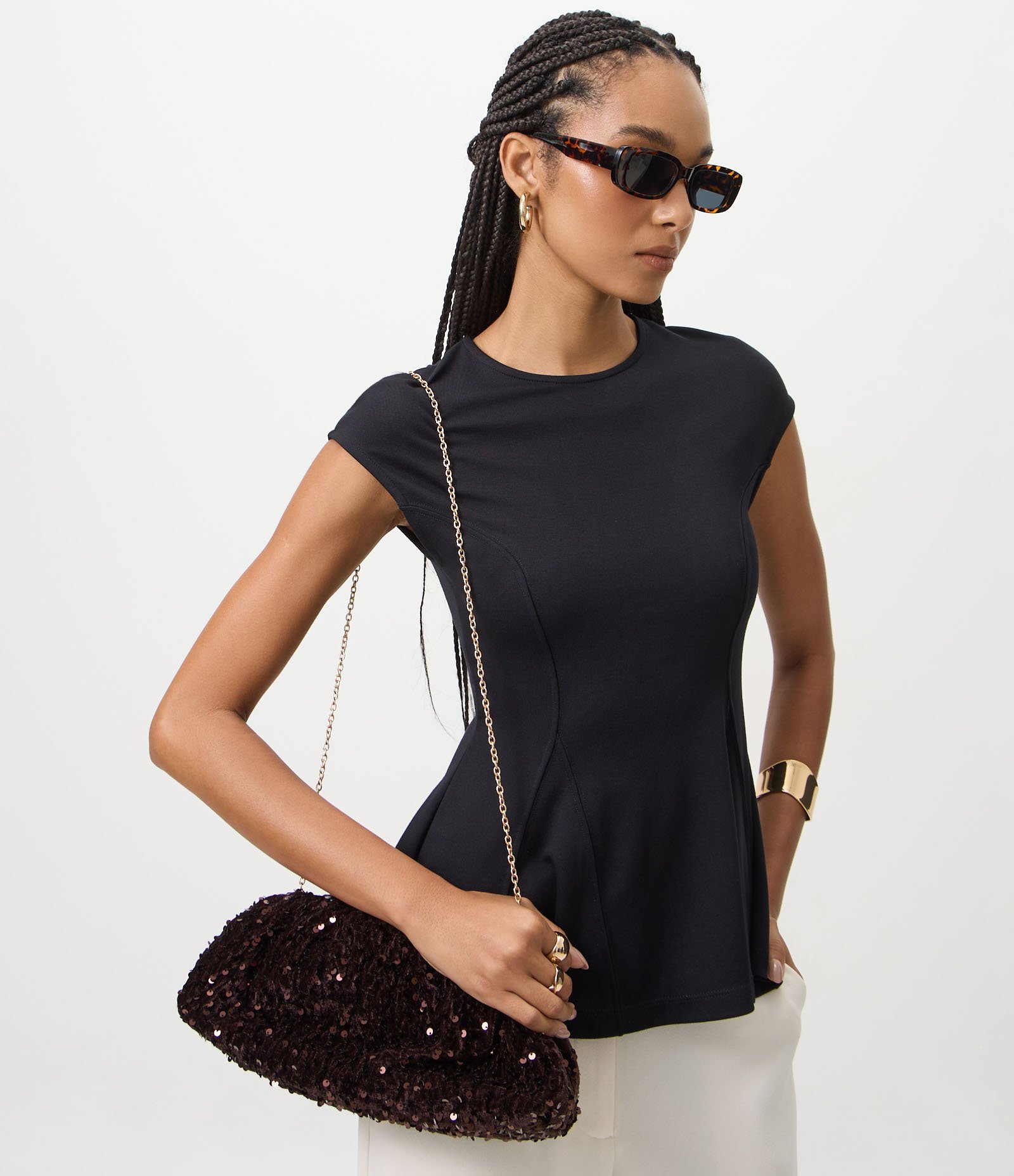 Bolsa Clutch Média com Paetês e Fecho Esfera Marrom 6