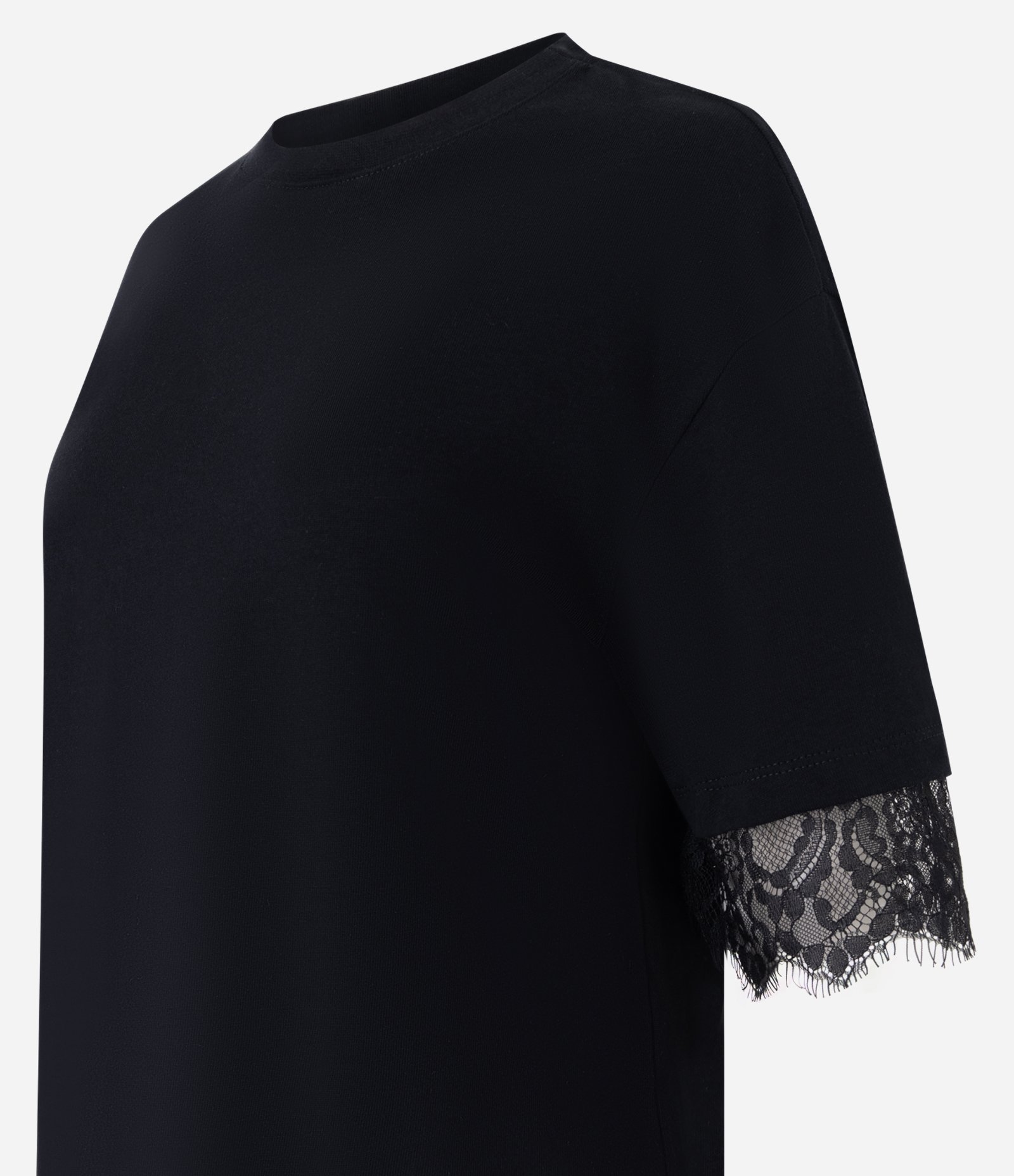 Camiseta em Algodão com Renda Aplicada nas Mangas Preto 2
