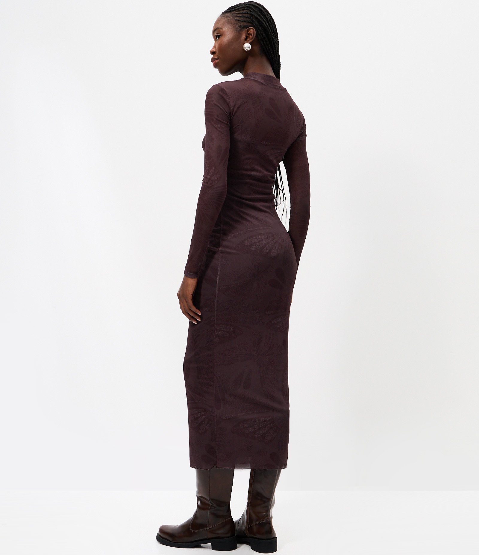 Vestido Midi com Transparência no Busto e Detalhes de Borboleta Marrom 4