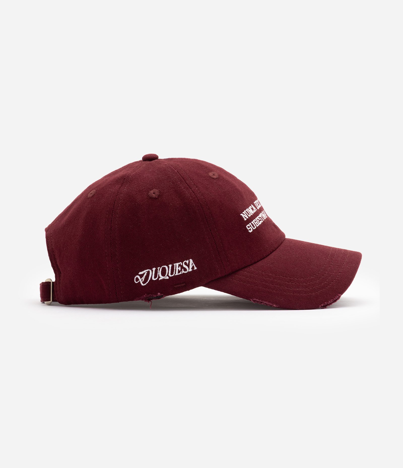 Boné Dad Hat com Bordado em Lettering Duquesa Bordô 2