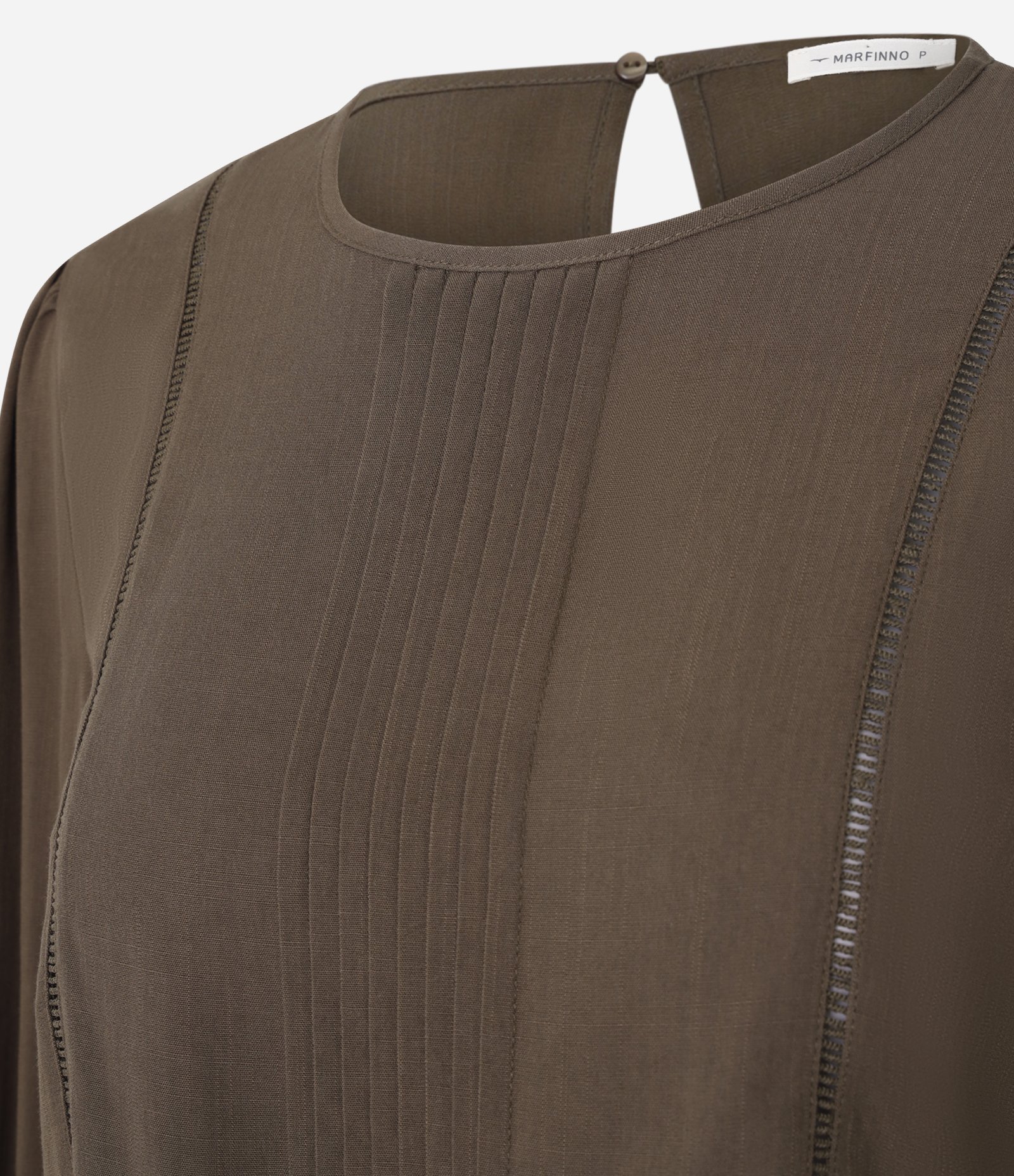 Blusa Bata em Viscose com Detalhamento de Entremeios Verde Oliva 6