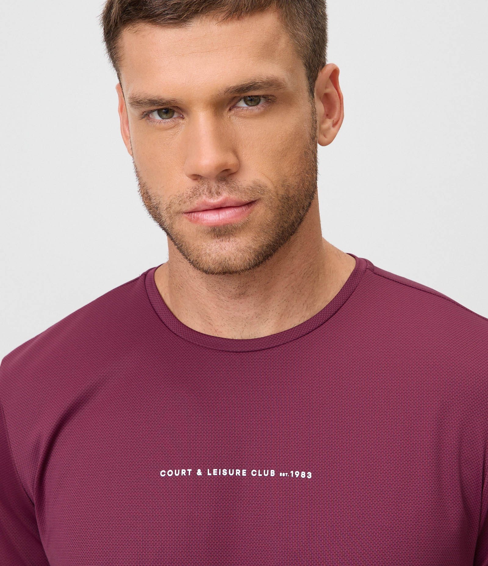 Camiseta Esportiva Dry em Poliamida Texturizada com Lettering Bordô 4