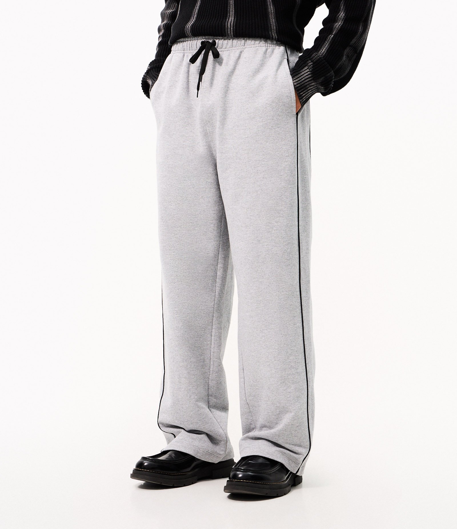 Calça Moletom Wide Leg Cinza 3
