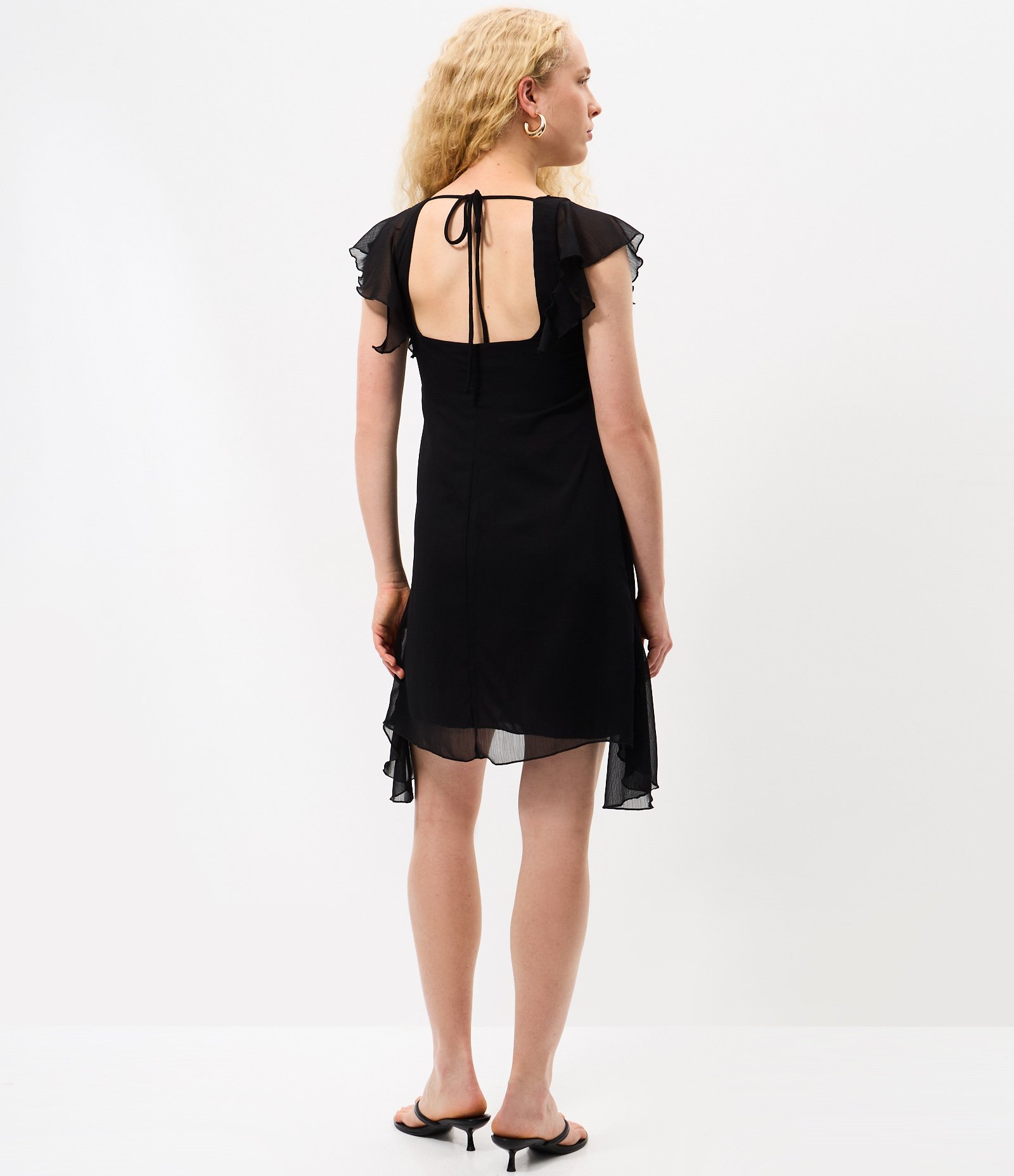 Vestido Curto em Chiffon com Decote V e Manga com Babados Preto 4