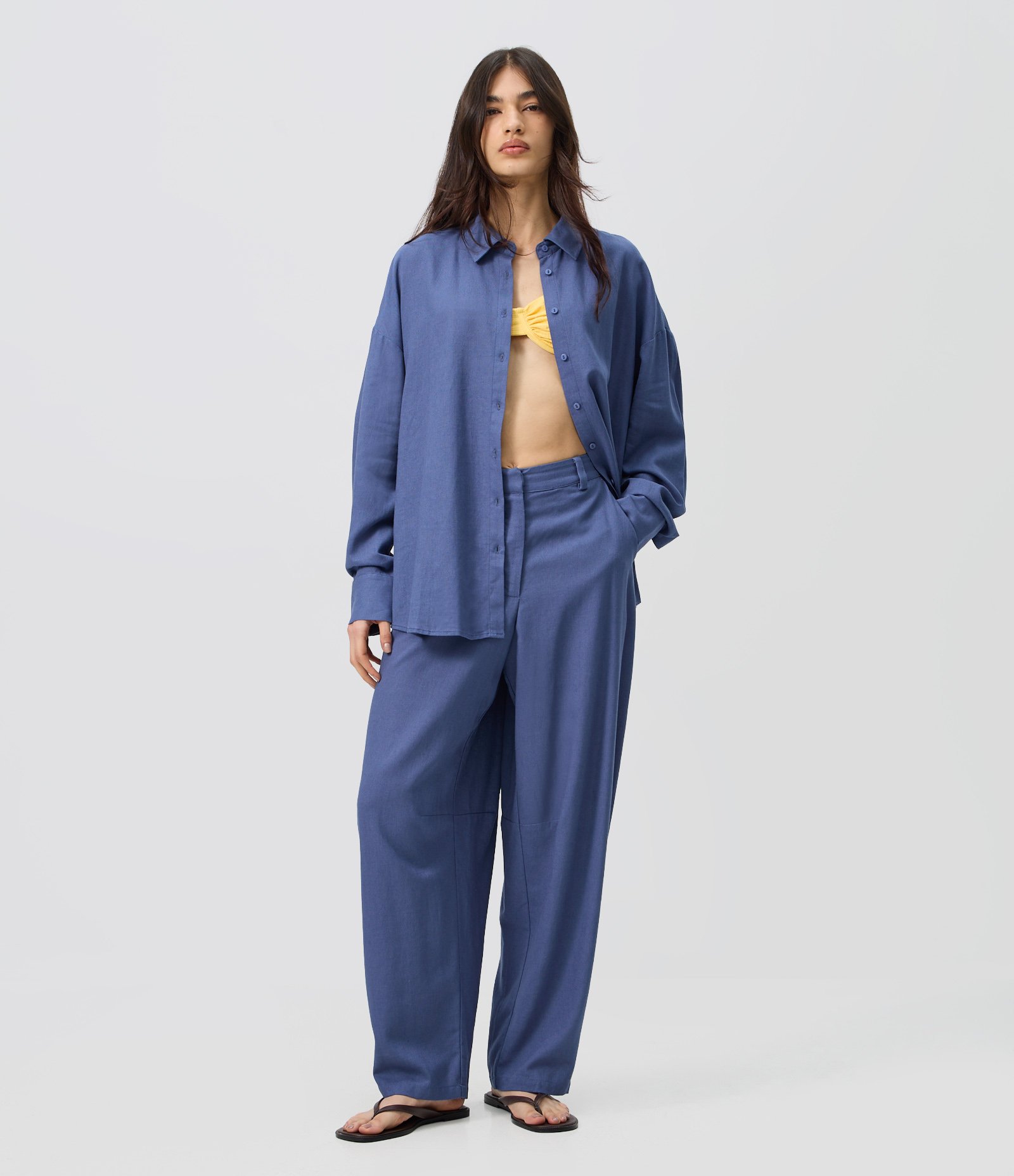Calça Barrel em Viscolinho com Cintura Alta e Elástico nas Costas Azul 1
