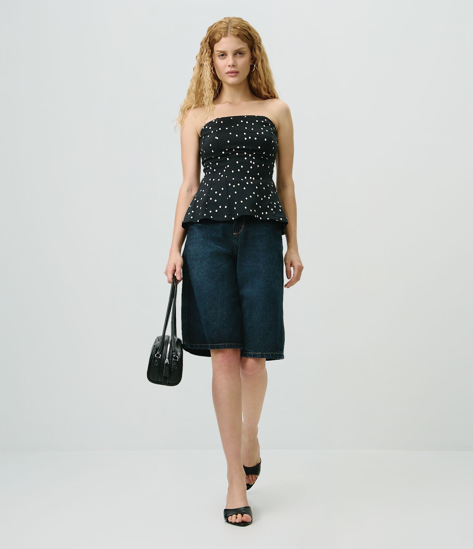 Blusa Tomara que Caia em Bengaline com Estampa Poá Preto 2