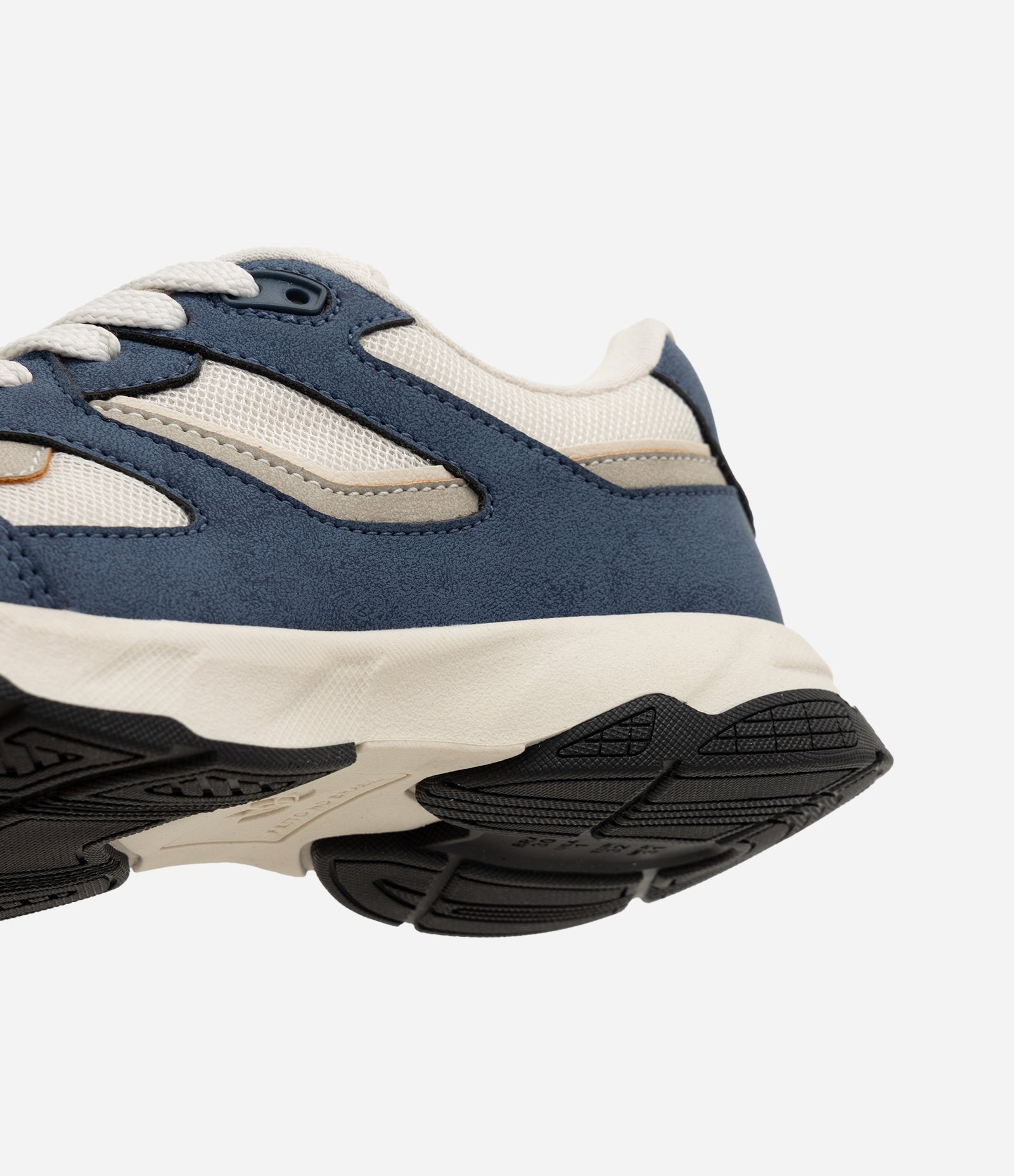 Tênis Esportivo Em PU Infantil - Tam 28 Ao 36 Off White 3