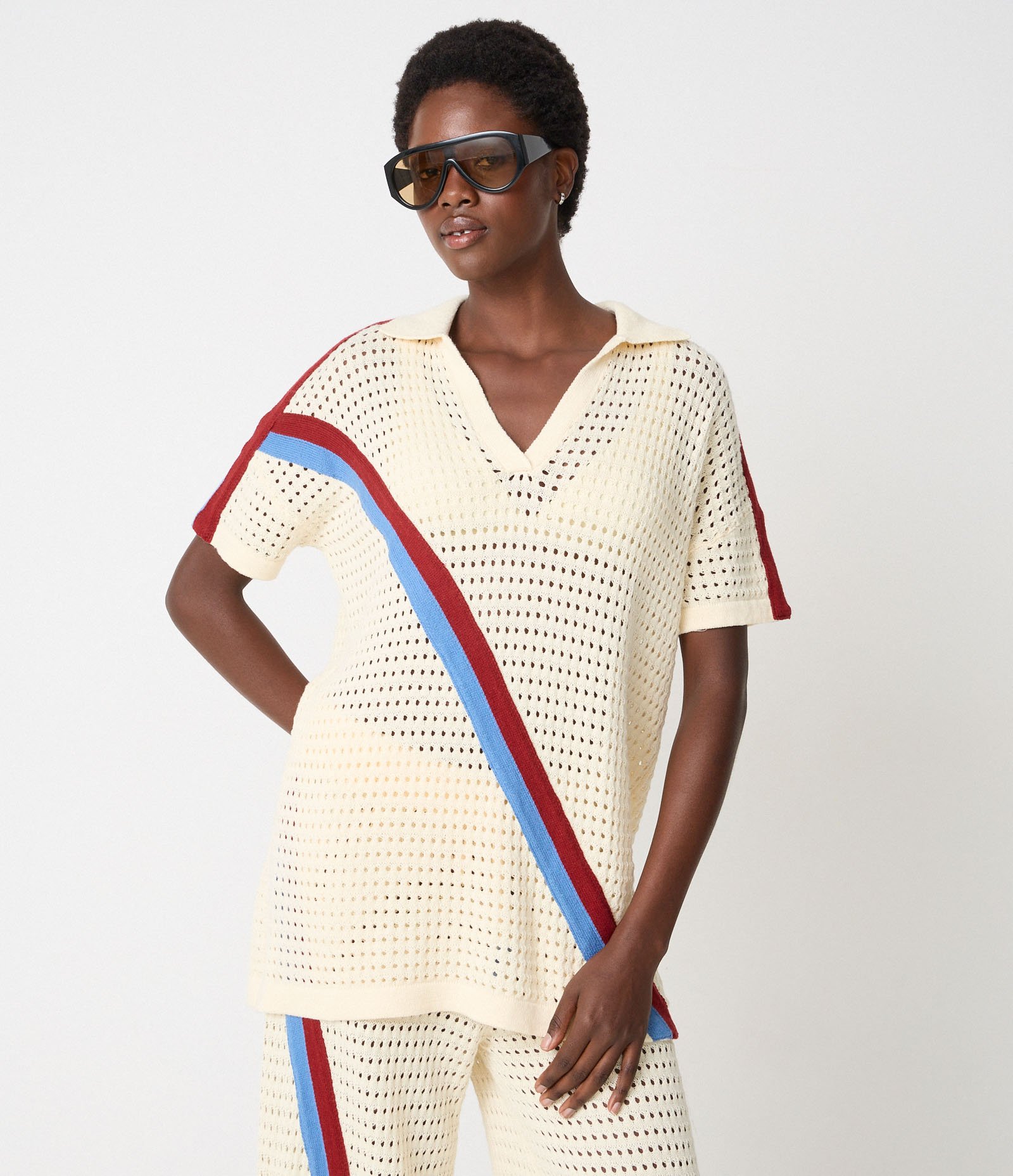 Saída de Praia Blusa em Crochê com Gola Polo e Listras Diagonais Amarelo 3