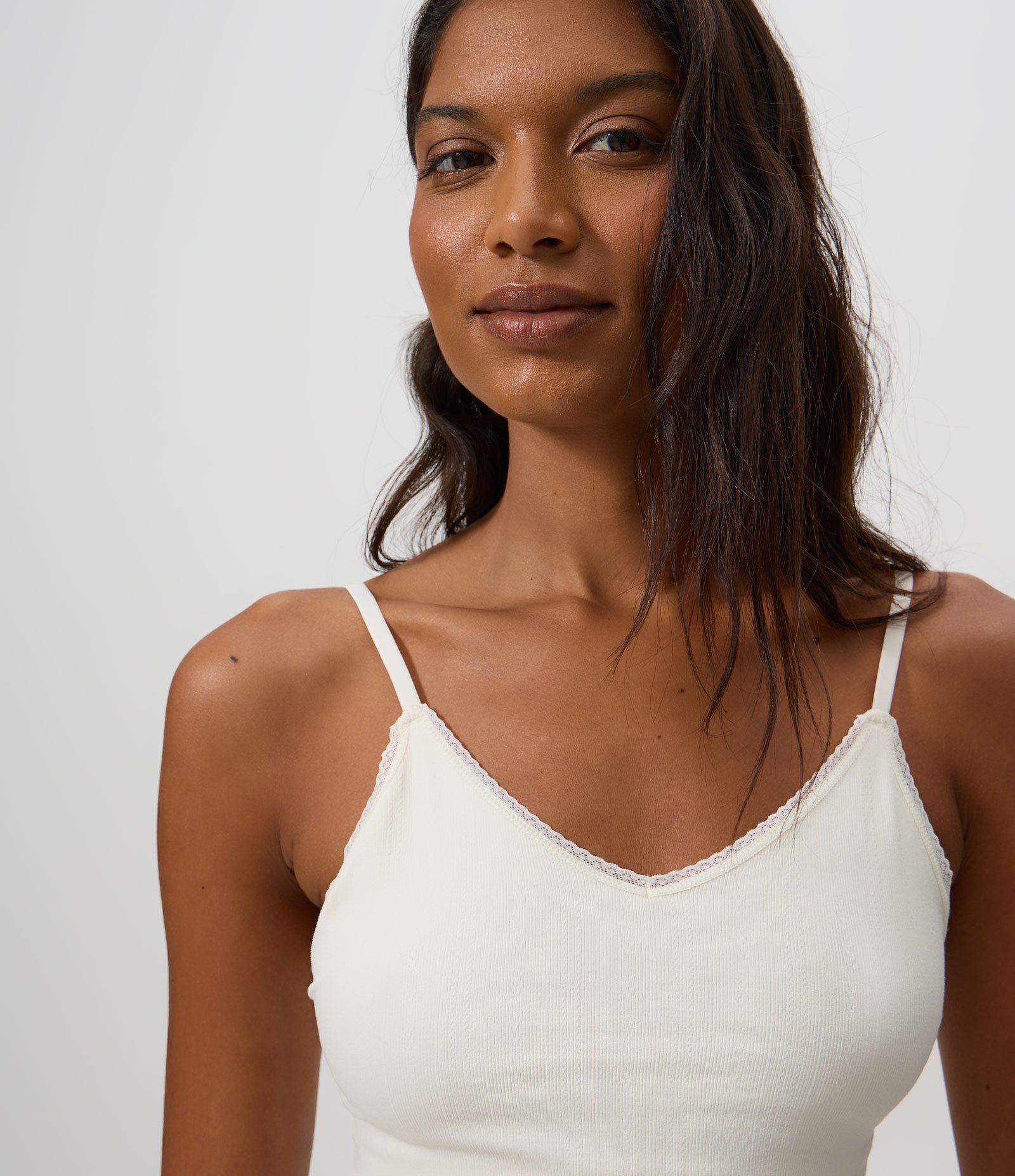 Blusa de Pijama em Viscose Seamless com Busto Duplo e Alças Finas Branco 3