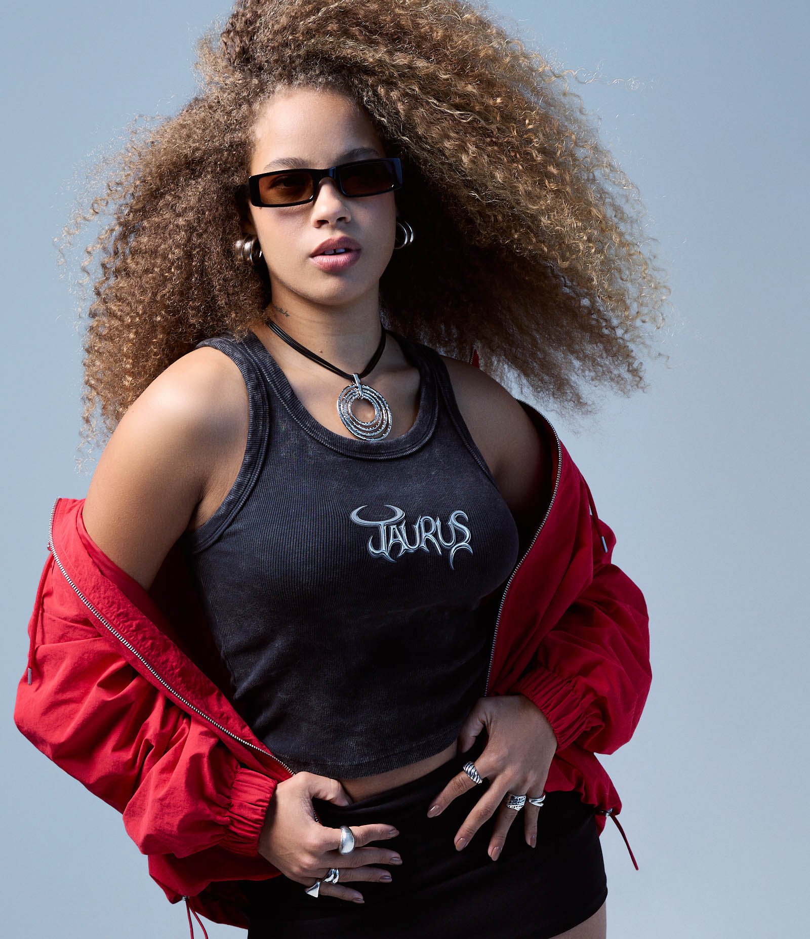 Blusa em Algodão com Lettering Álbum Taurus e Textura Canelada Preto 1