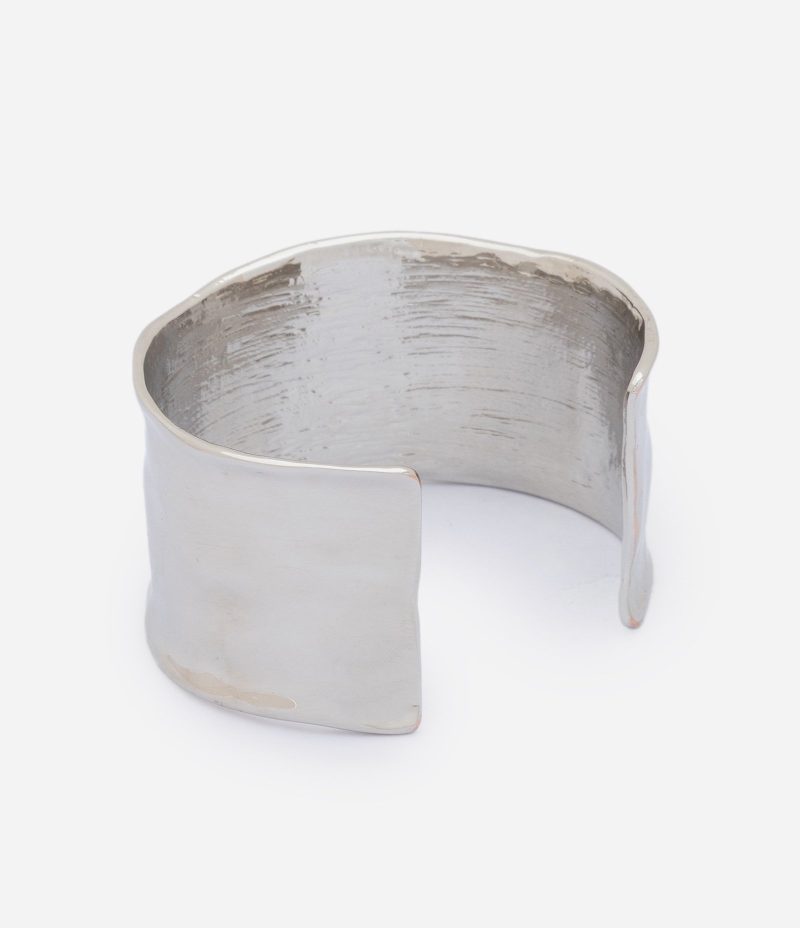 Bracelete Bold com Efeito Martelado Prata 2