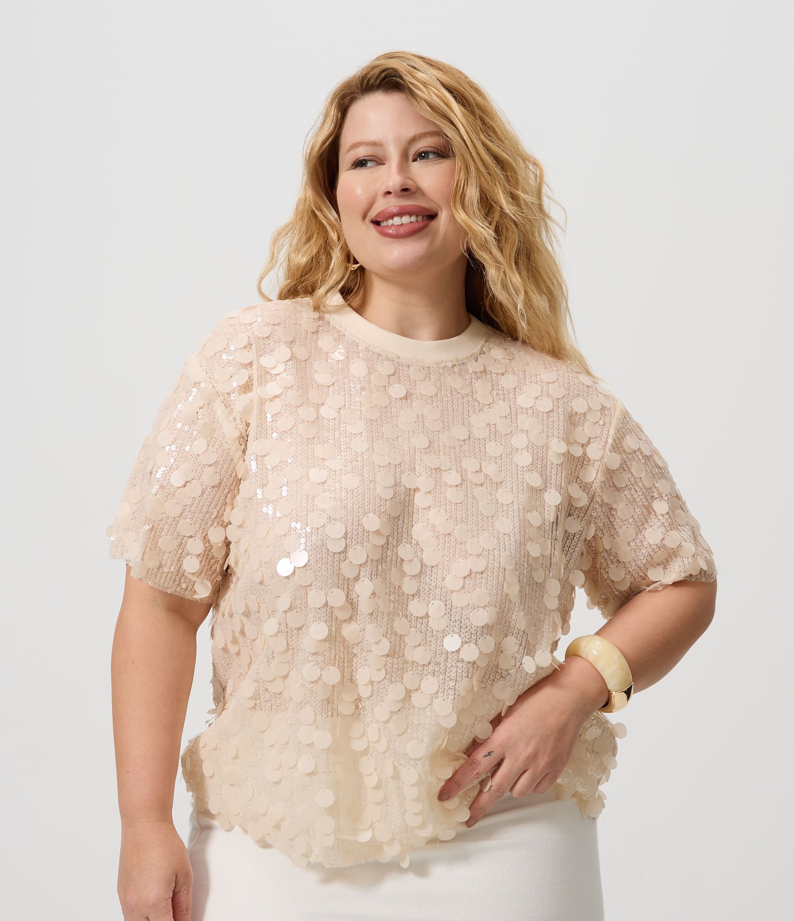 Blusa Regular com Paetês Curve & Plus Size Bege 1