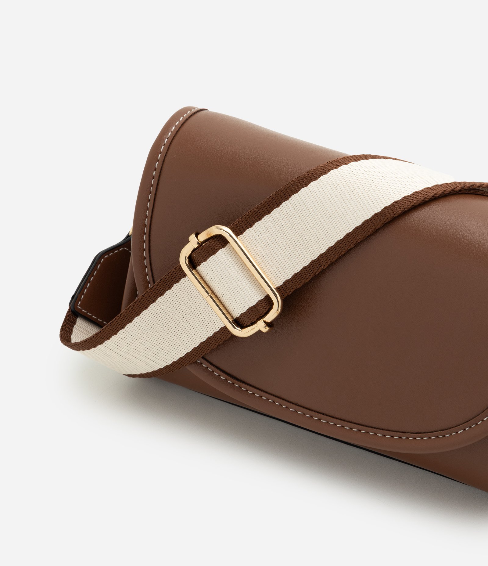 Bolsa Pequena Transversal em PU com Alça de Gorgurão Marrom 6
