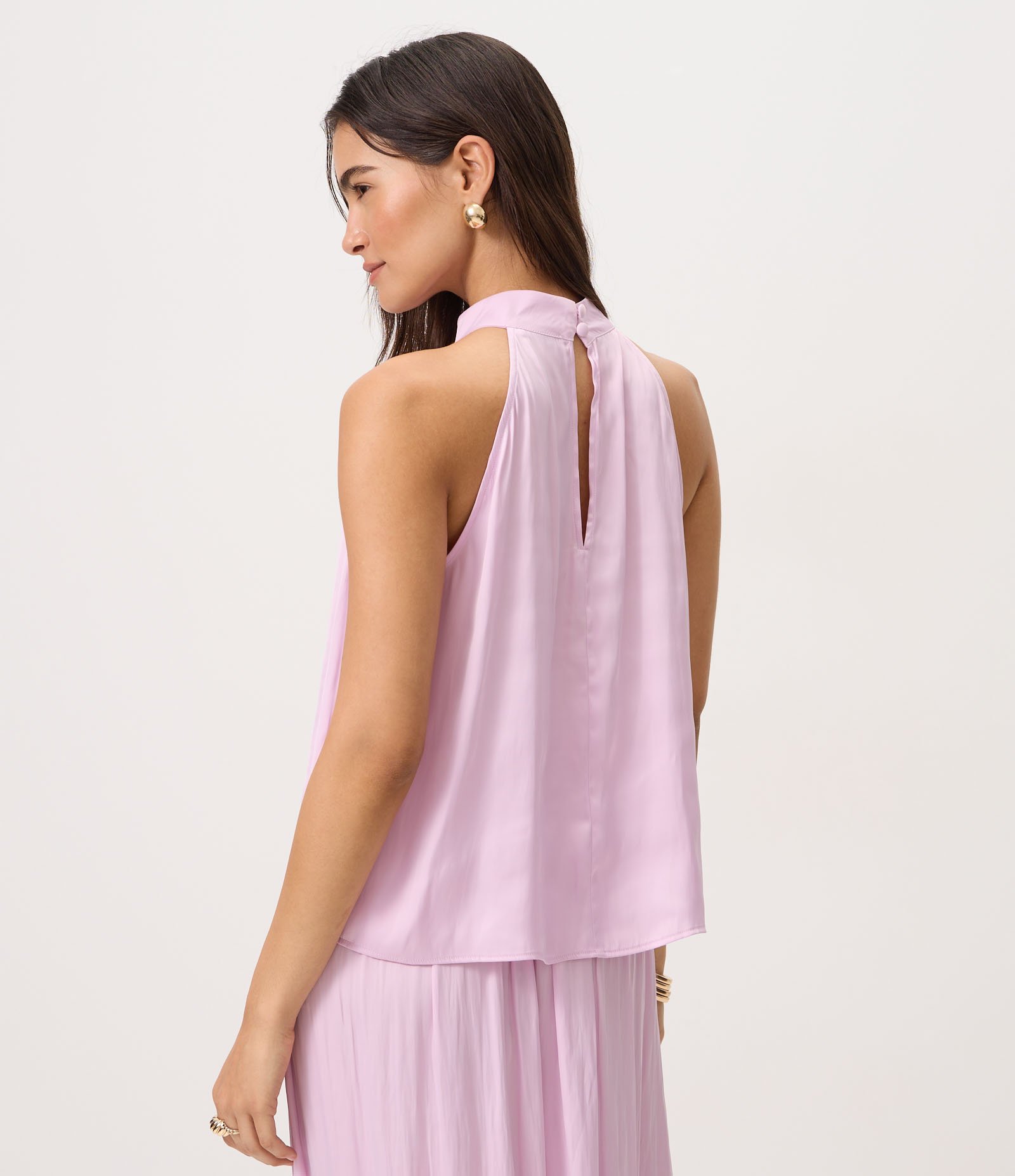 Blusa em Cetim com Gola Alta Rosa 4