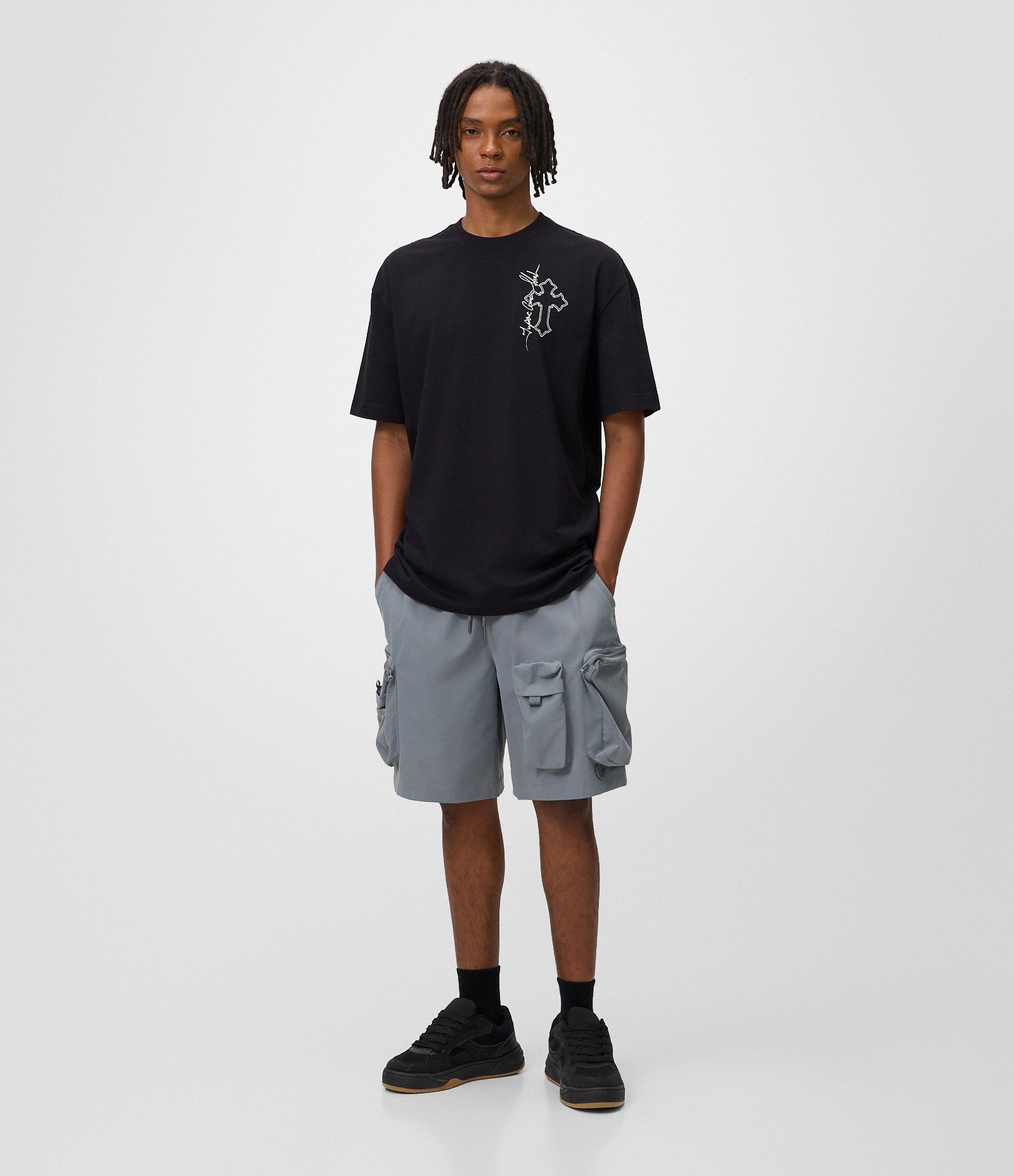 Camiseta Relaxed em Algodão com Estampa Tupac Preto 2